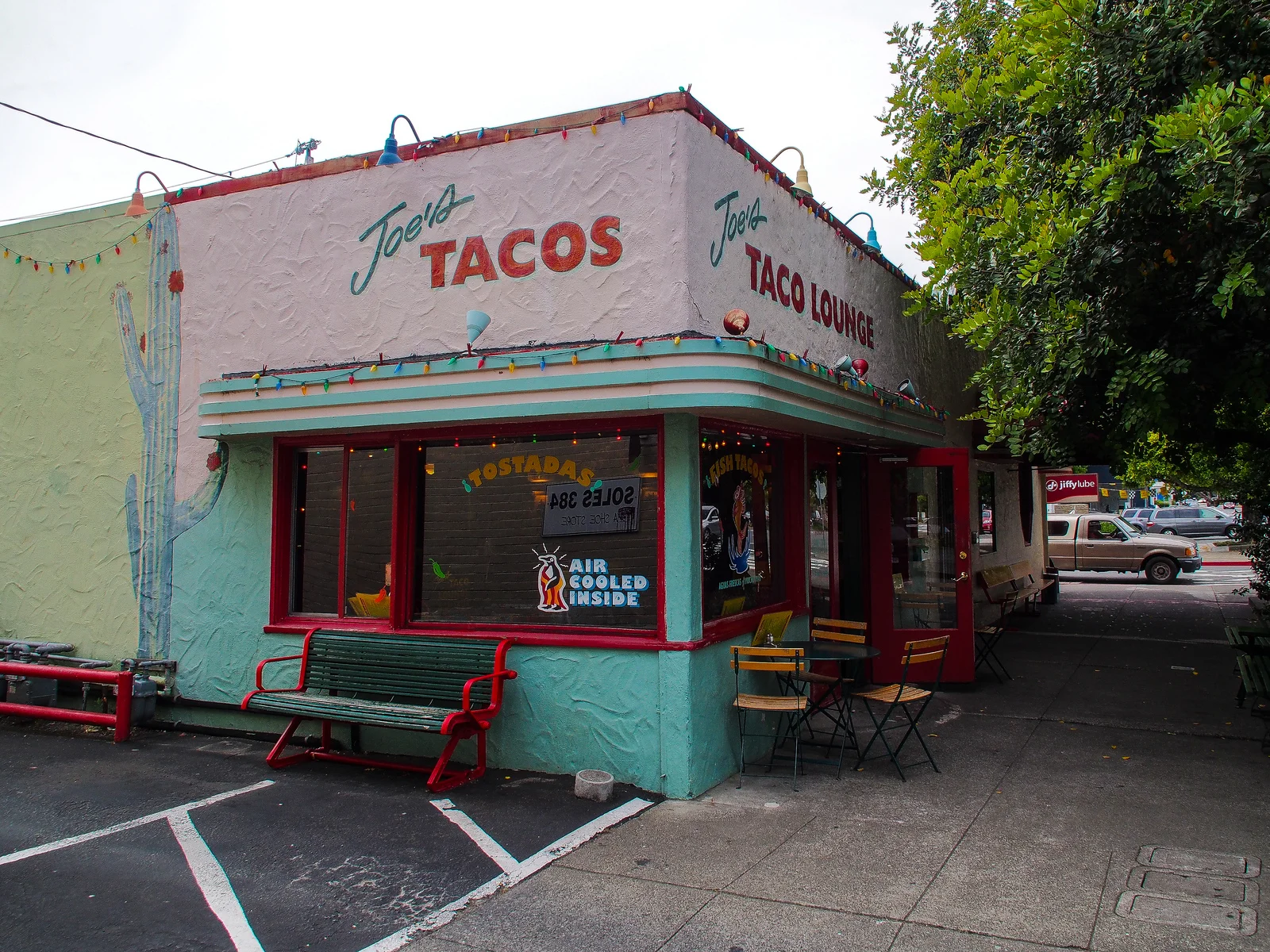 Joe's Taco Lounge & Salsaria