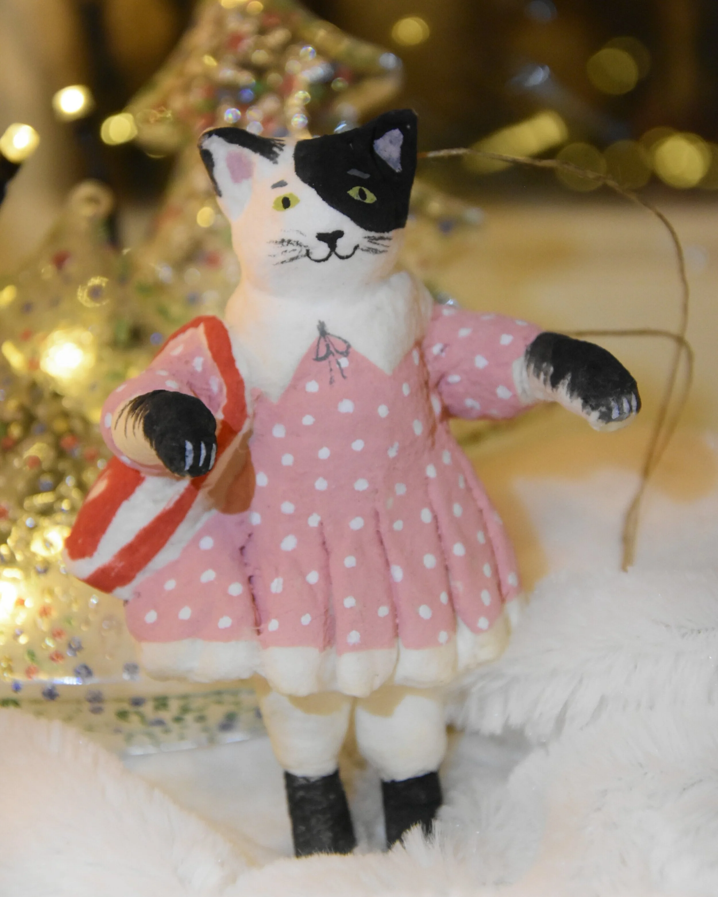 Christmas toy : Cat Sonya,  cotton wool Height: 12 cm Item Number: C-13 Price: ₽ 1,500 FINAL BID:   ₽ 1,500 ~~~~~~~~~~~~~~~~