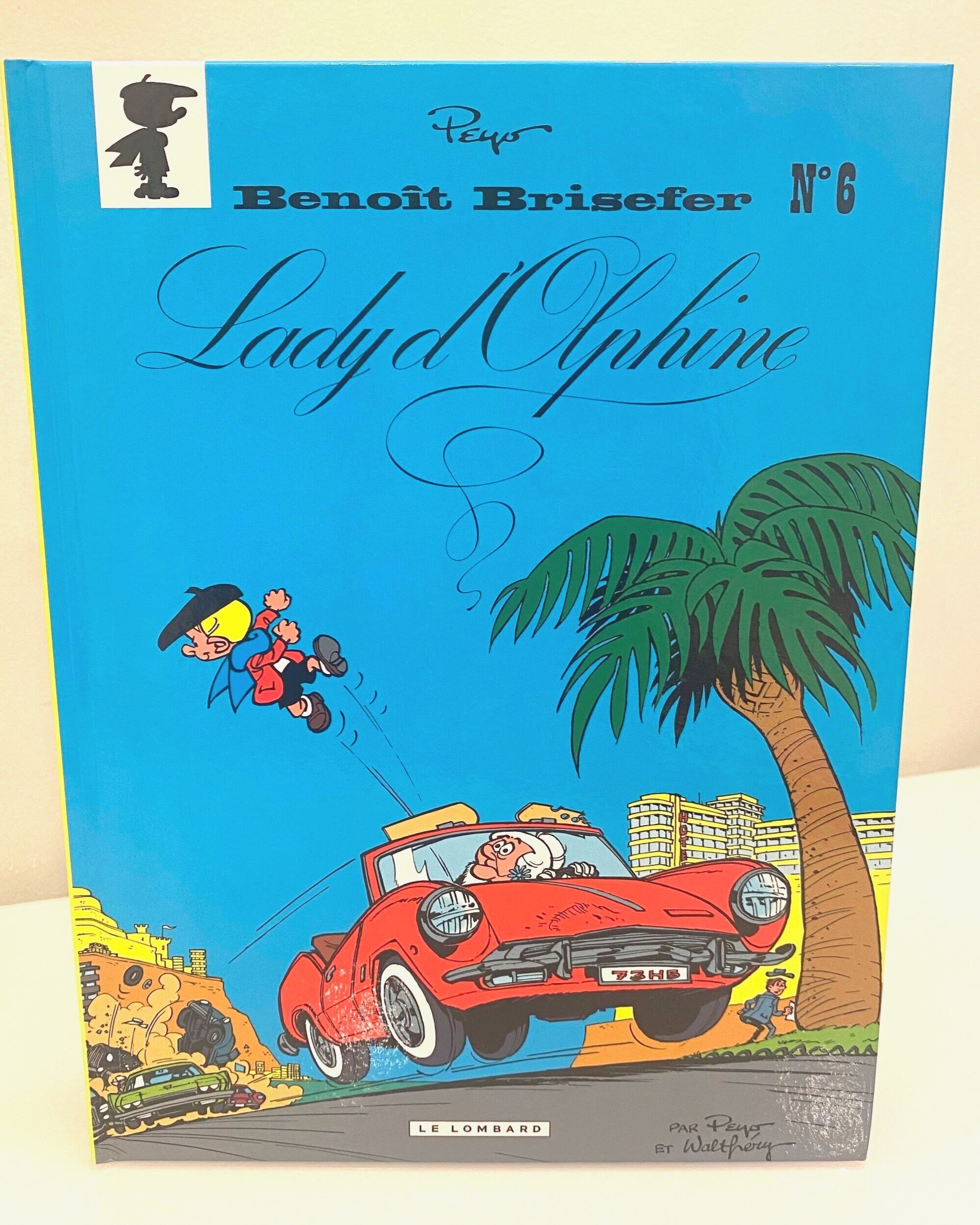 🇧🇪 BELGIUM CONSULATE   - Lady d’Olphine Cartoon  (French) New /Hard Cover Book (more photos here) Item Number: BC06 Donation: ₽ 500 CLICK TO BUY ~~~~~~~~~~~~~~~~