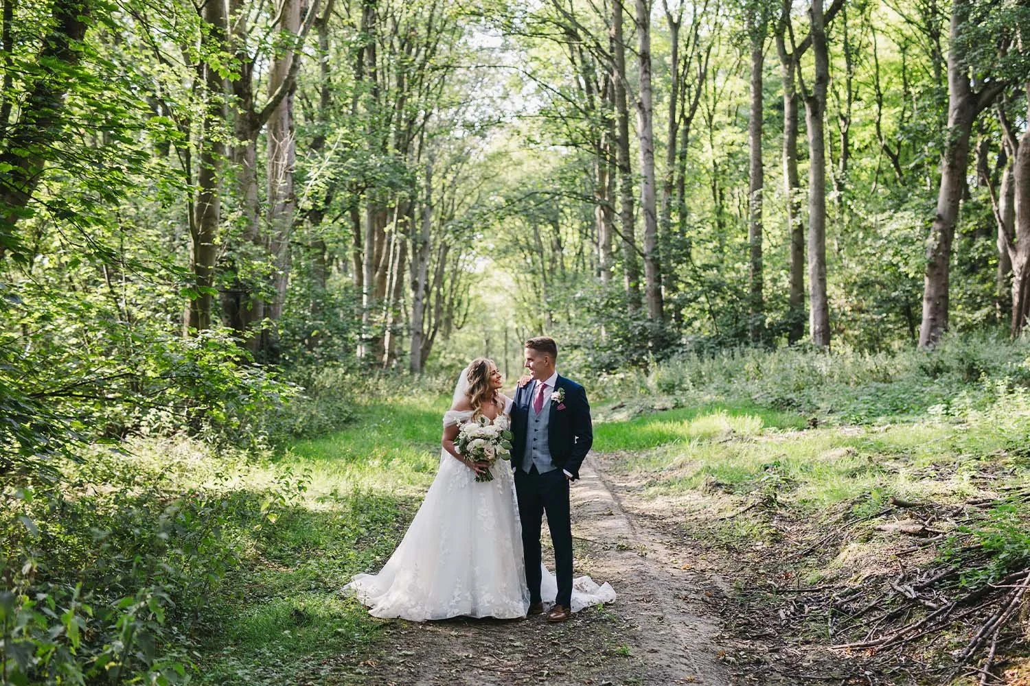 Mr  Mrs Glaves-757.jpg