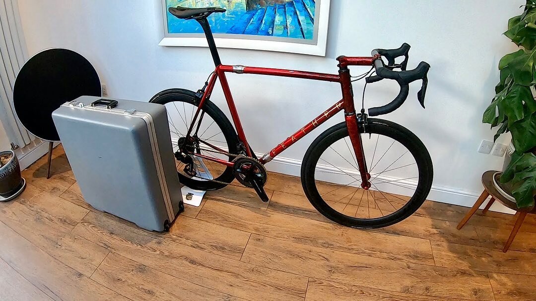 Loads of people have been asking to see the travel bike in its box so I have put this little time lapse together. 
.
It takes about 15 mins to disassemble the bike, 5 mins to put on the tube protectors and another 5 mins to pack the bike into the cas