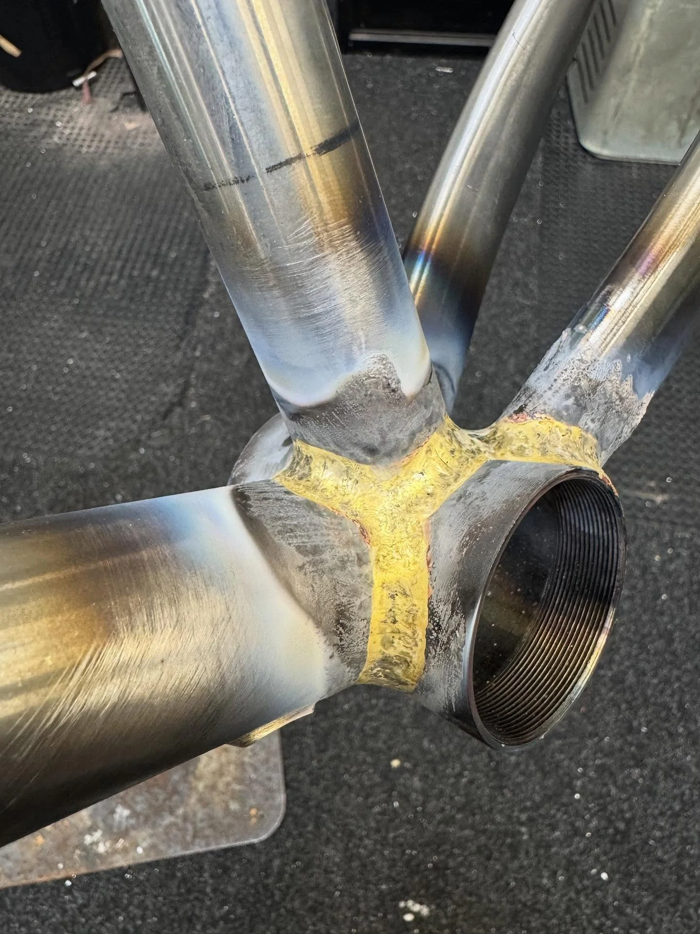 It&rsquo;s been a busy few weeks working on the 2026 @wkndr.cc range ahead of @rouleurlive, but it&rsquo;s back to business on to the custom stuff now. Here&rsquo;s a couple of joints for my #filletfriday contribution 🤤