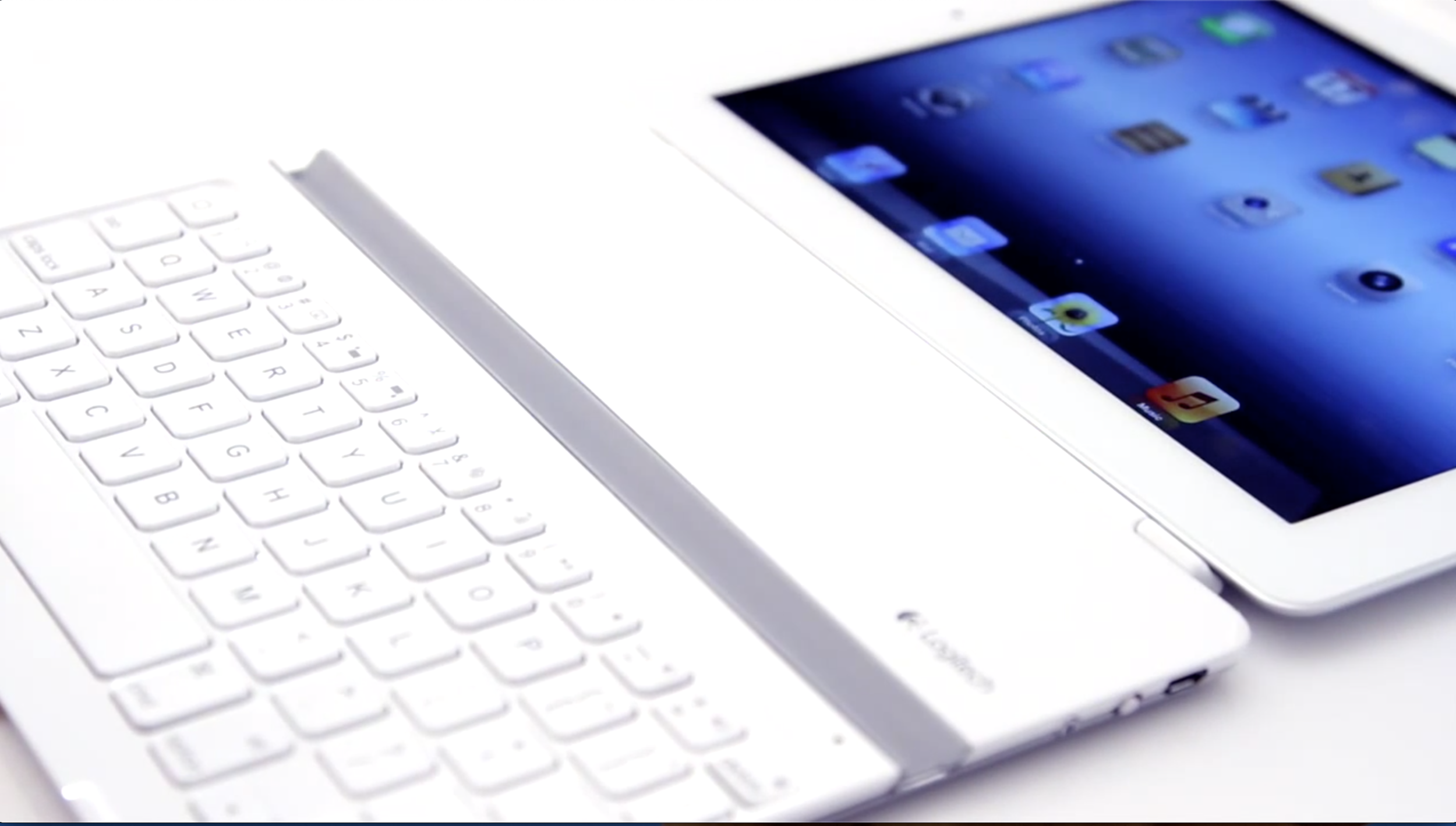 Logitech |  Ultrathin Keyboard Cover