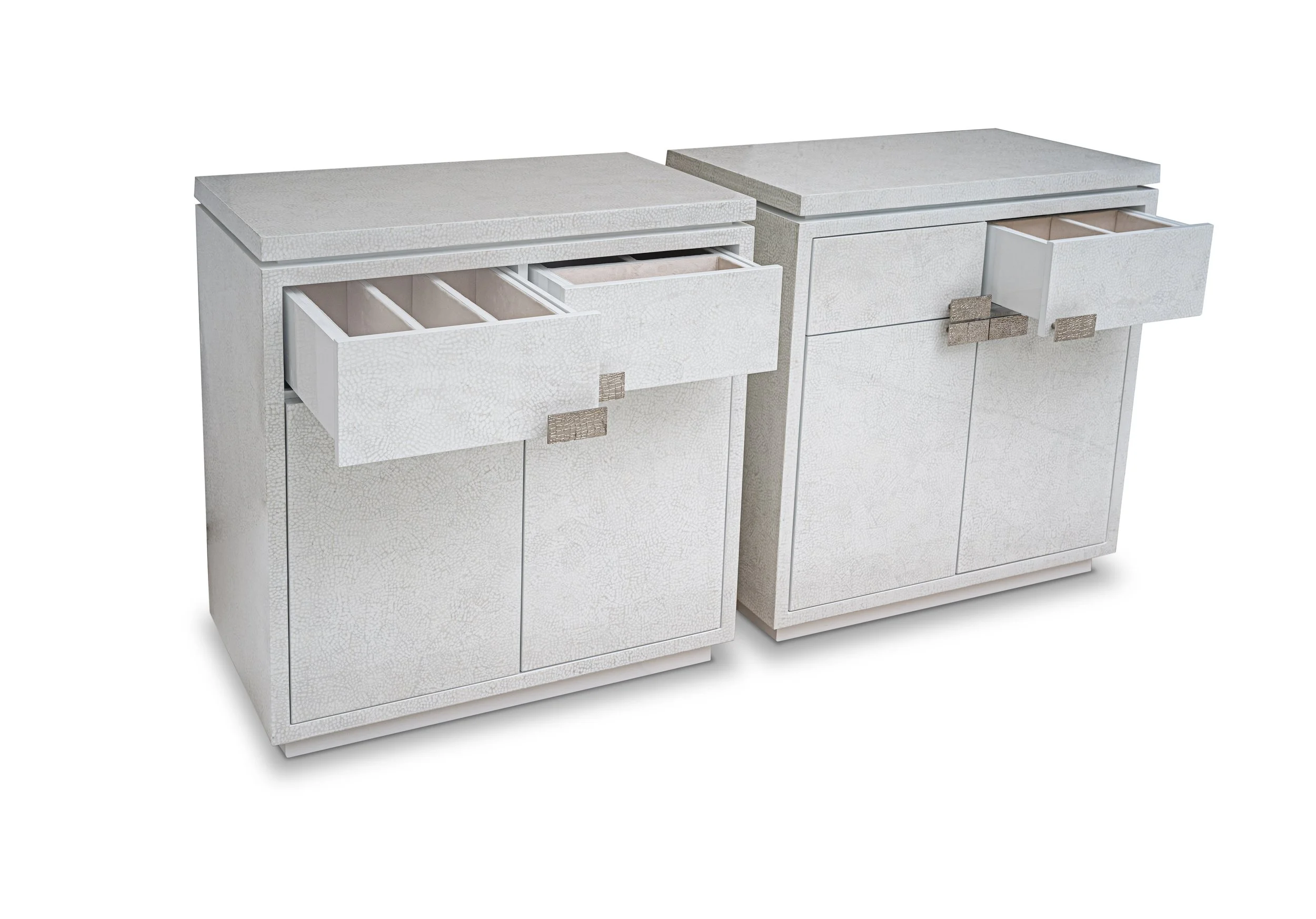Elizabeth nightstand, Elegant nightstand with bronze hardware in eggshell lacquer