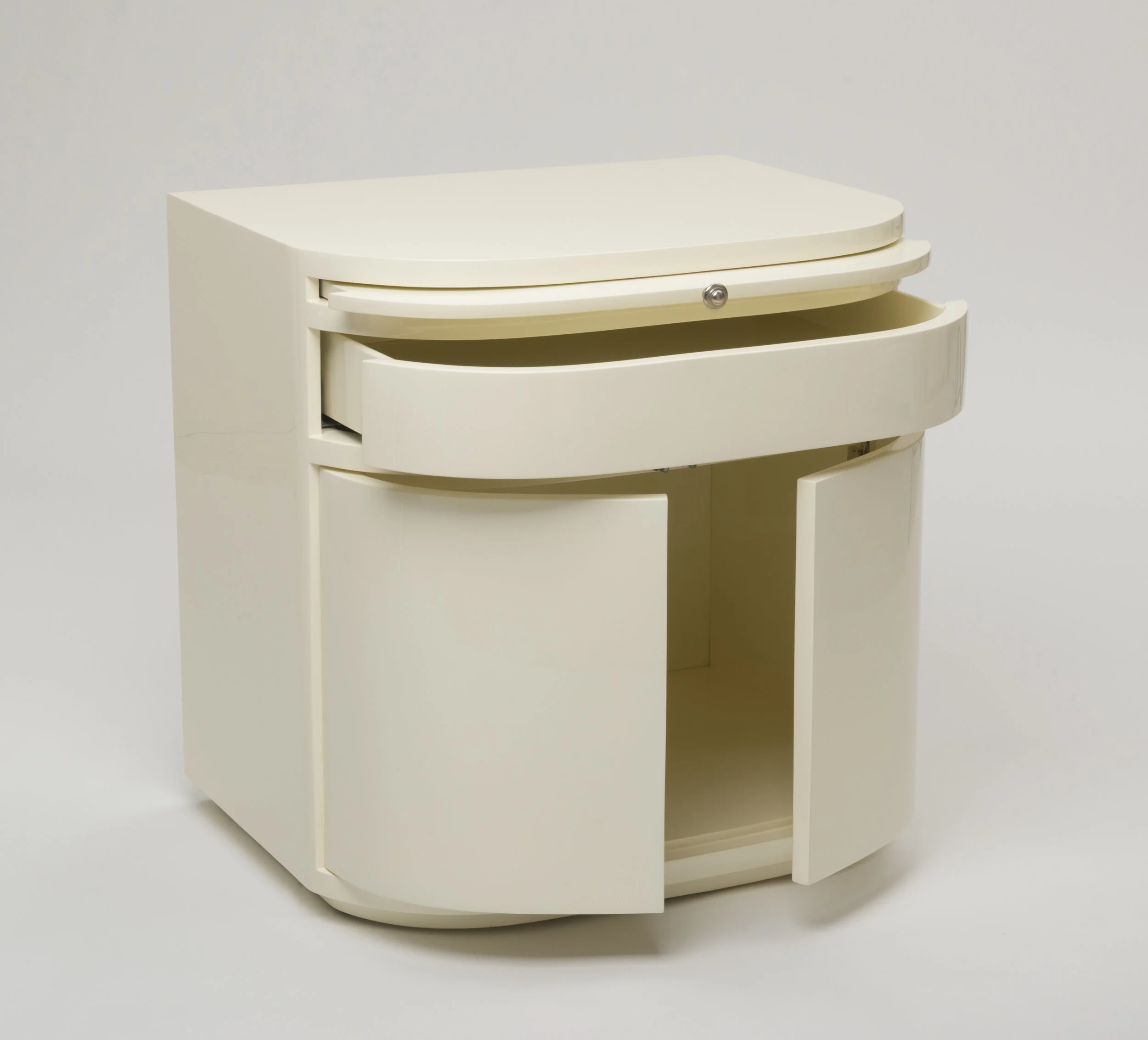 Rita Cabinet lacquer-open.jpg