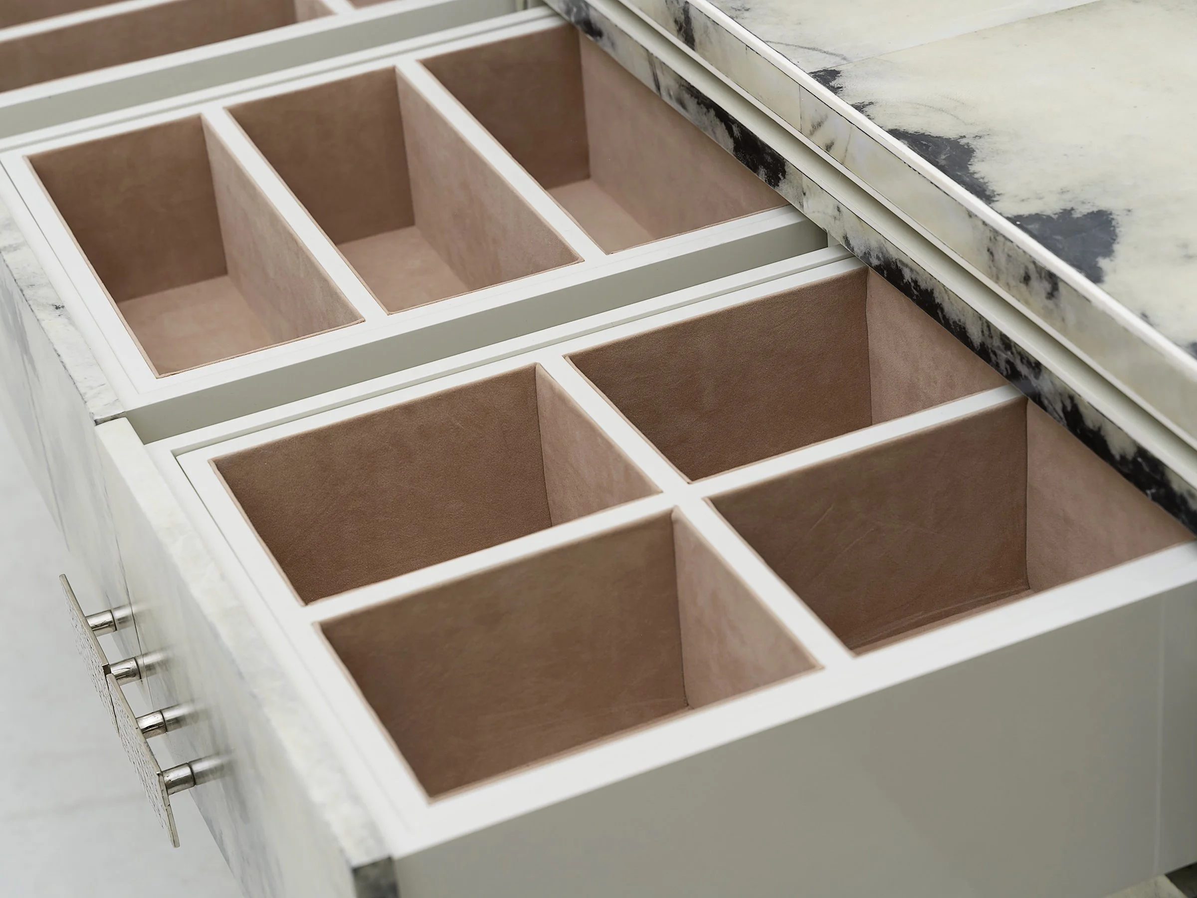 Elizabeth 4-door buffet in Storm Parchment - drawer detail.
