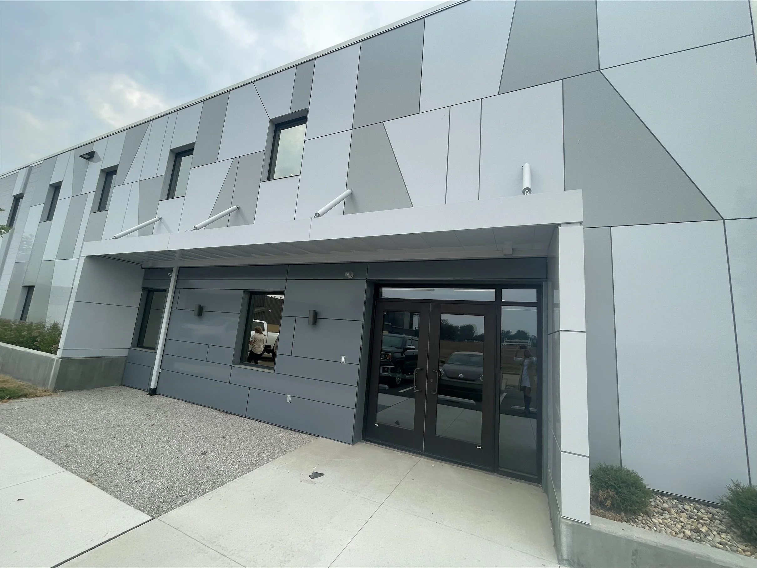 Auburn - 720 W 11th St