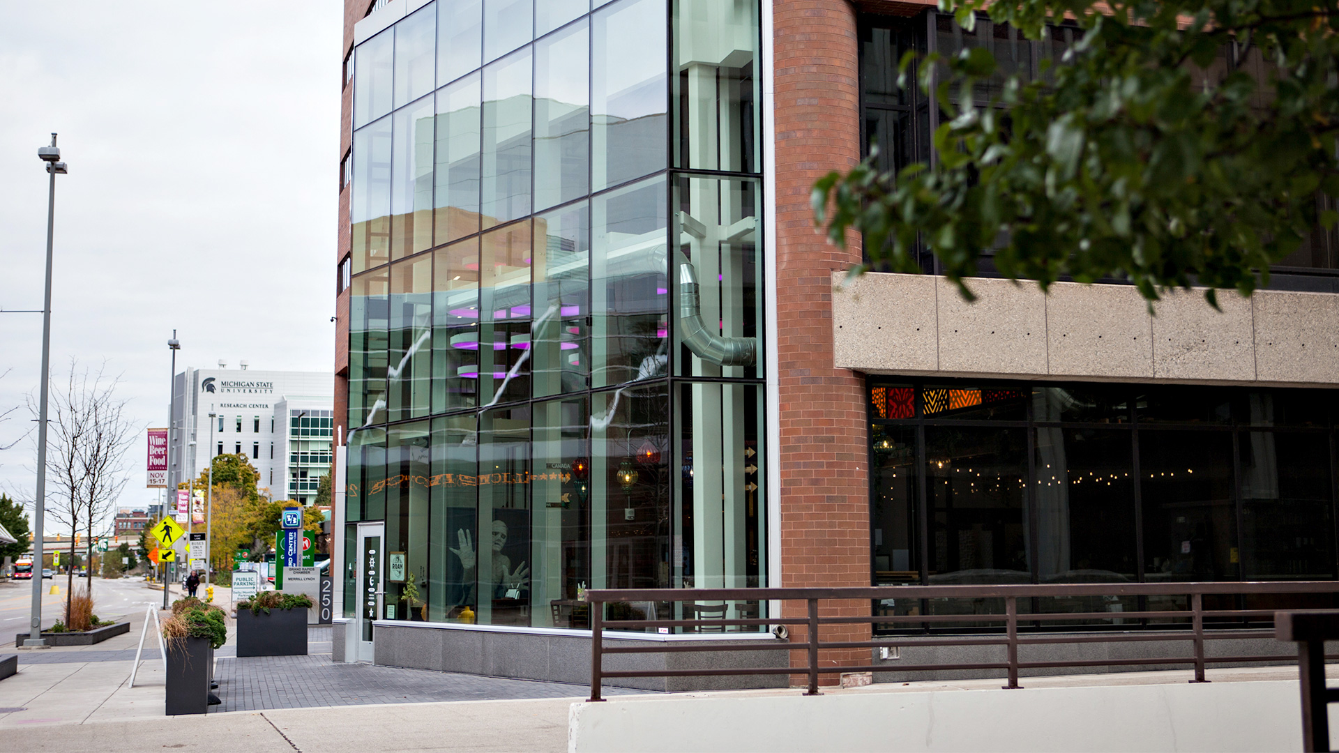 250_Monroe_1.jpg