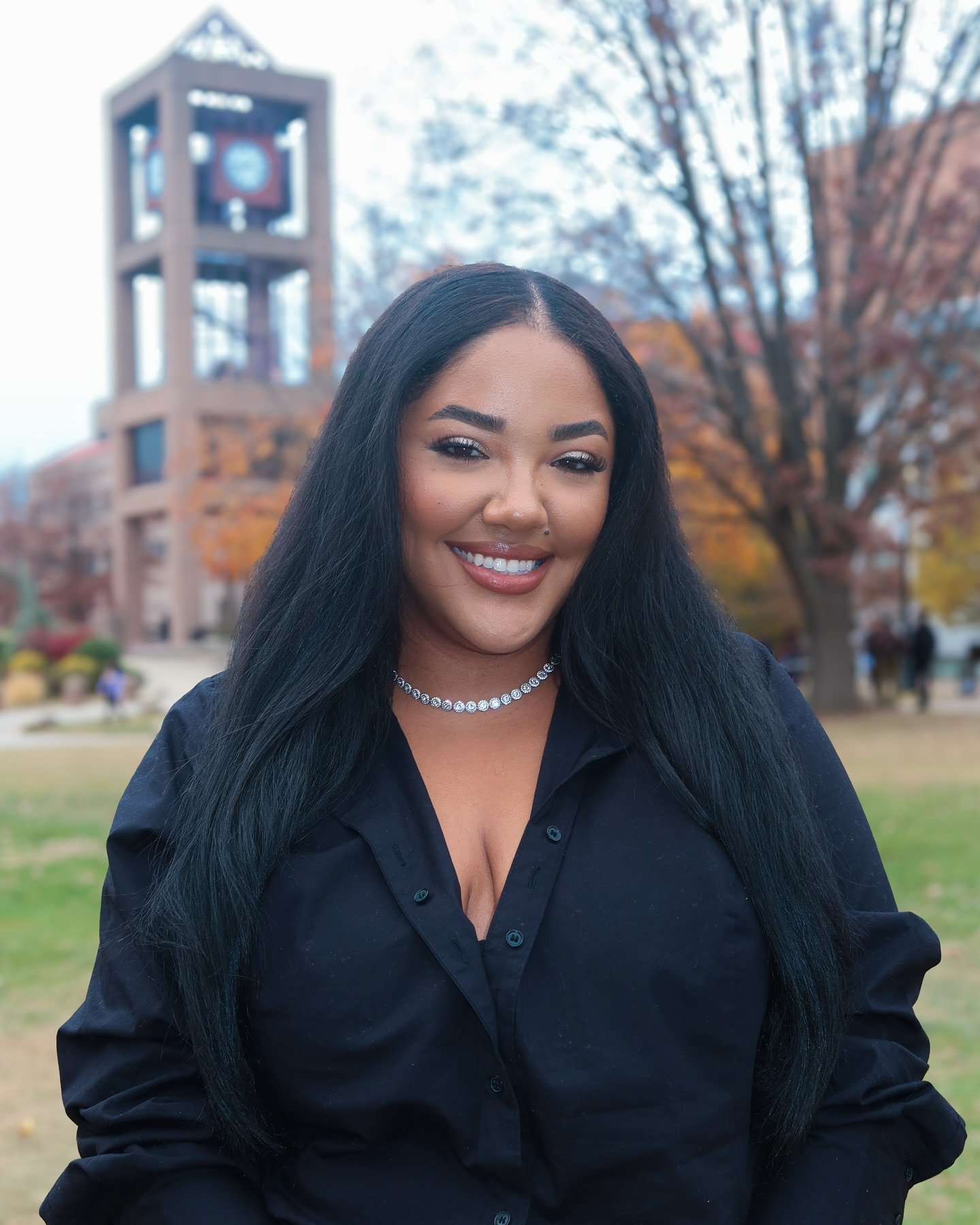 Last week, I had the honor of speaking at my alma mater, Queens College School of Arts. It was such a meaningful experience to connect with current students and share a bit of my journey with them. 

Moments like these remind me why I started and giv