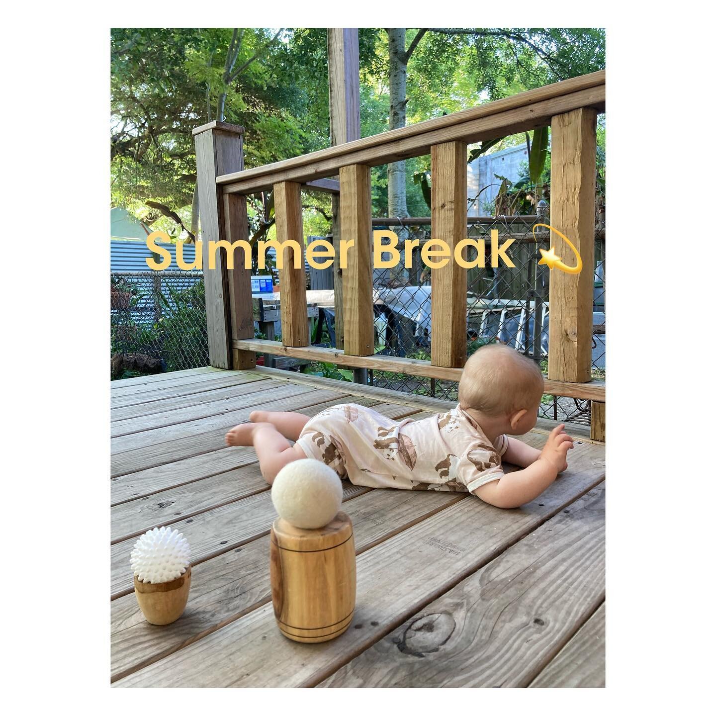 ENG. 🇺🇸: We are on summer break!

✈️We will be traveling some
❤️ Welcoming back iaia Aurora
🧺 Taming the laundry pile
💫 and pausing the IG account

We can be reached by email and it will take us a minute, or two, to respond. Thanks for your infin