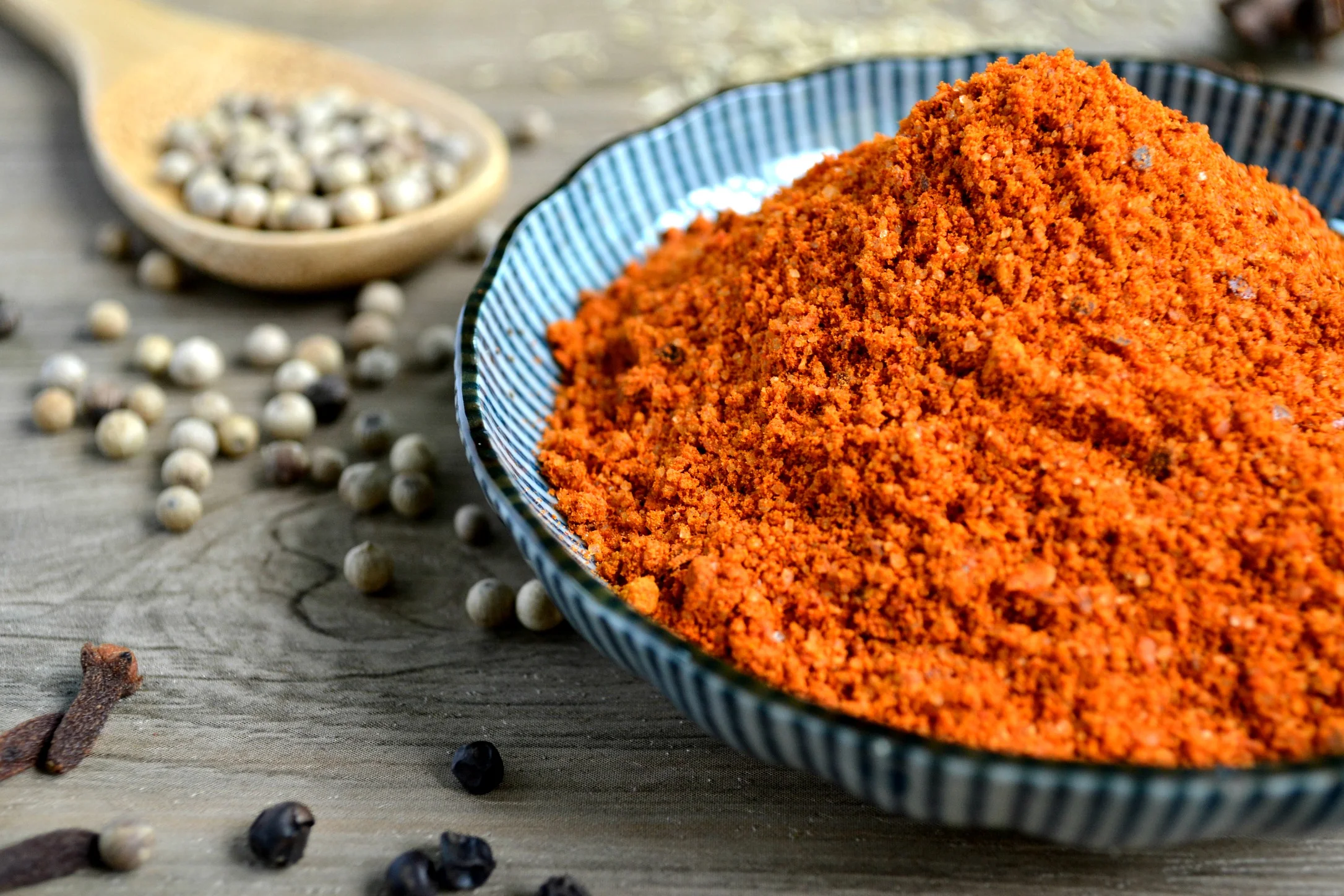5 Best Spices for Fat Loss