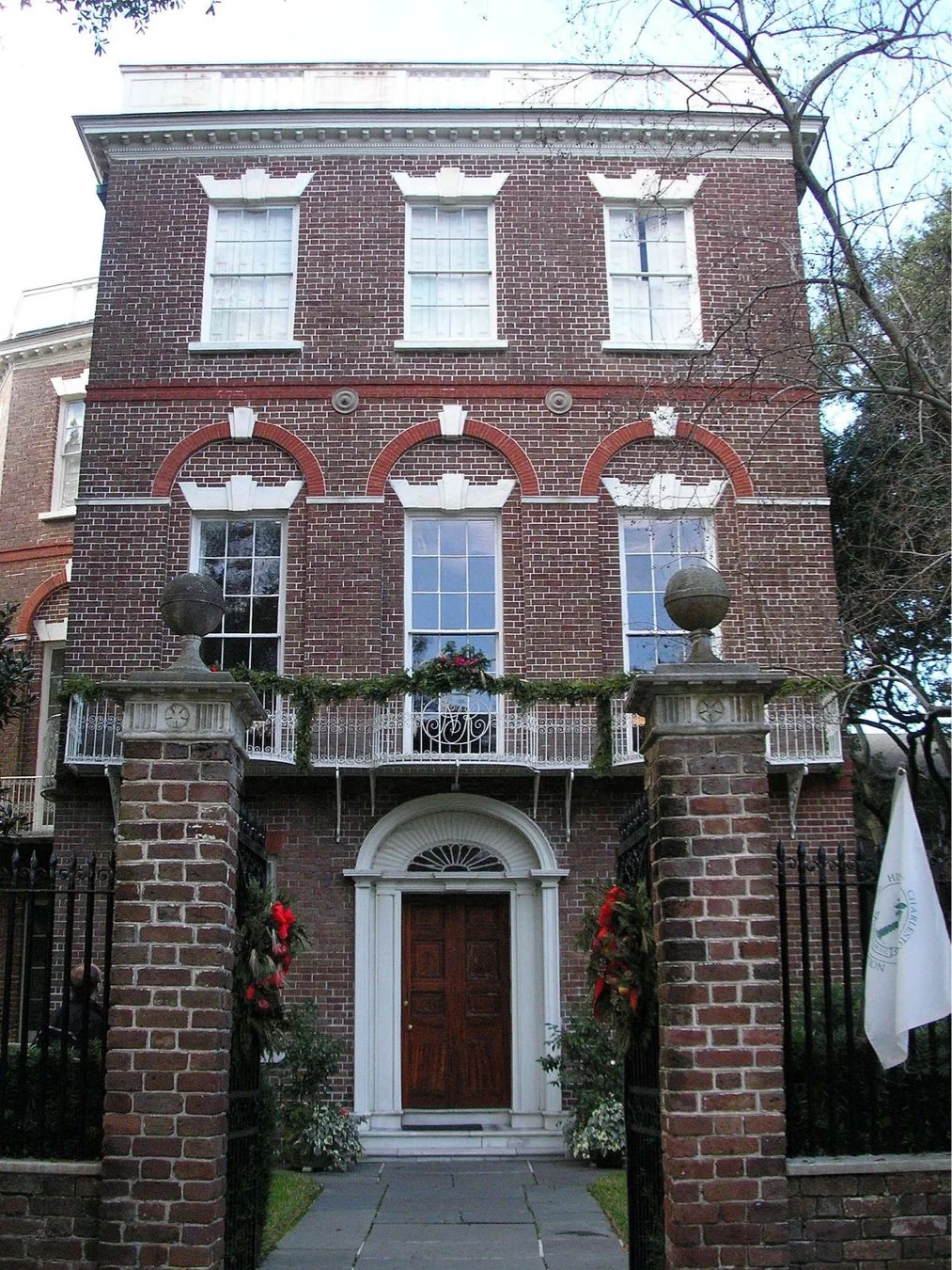 Nathaniel-Russell House , south of broad : Route to (re)settlement Exhibition Venue