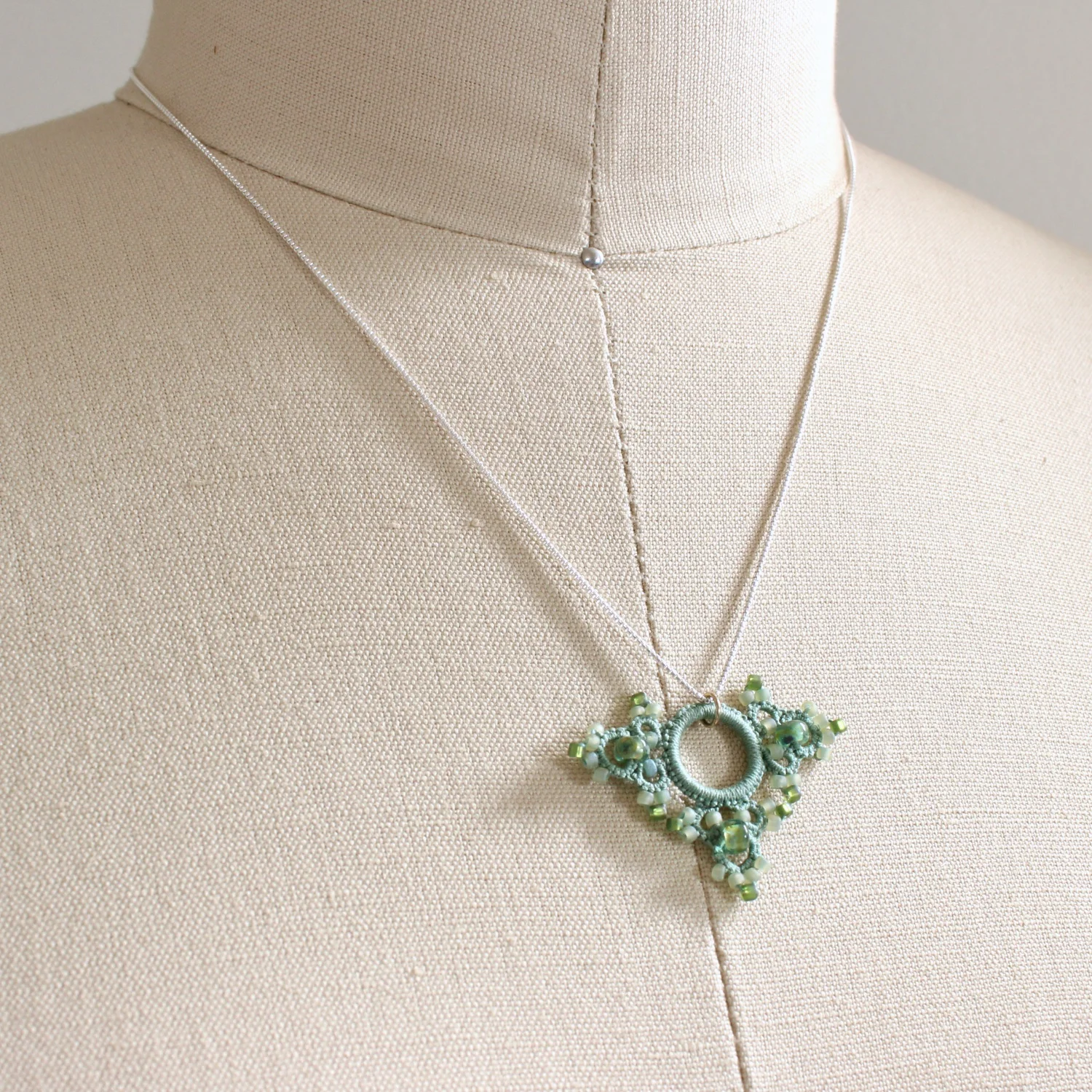 seafoam_necklace_form.jpg