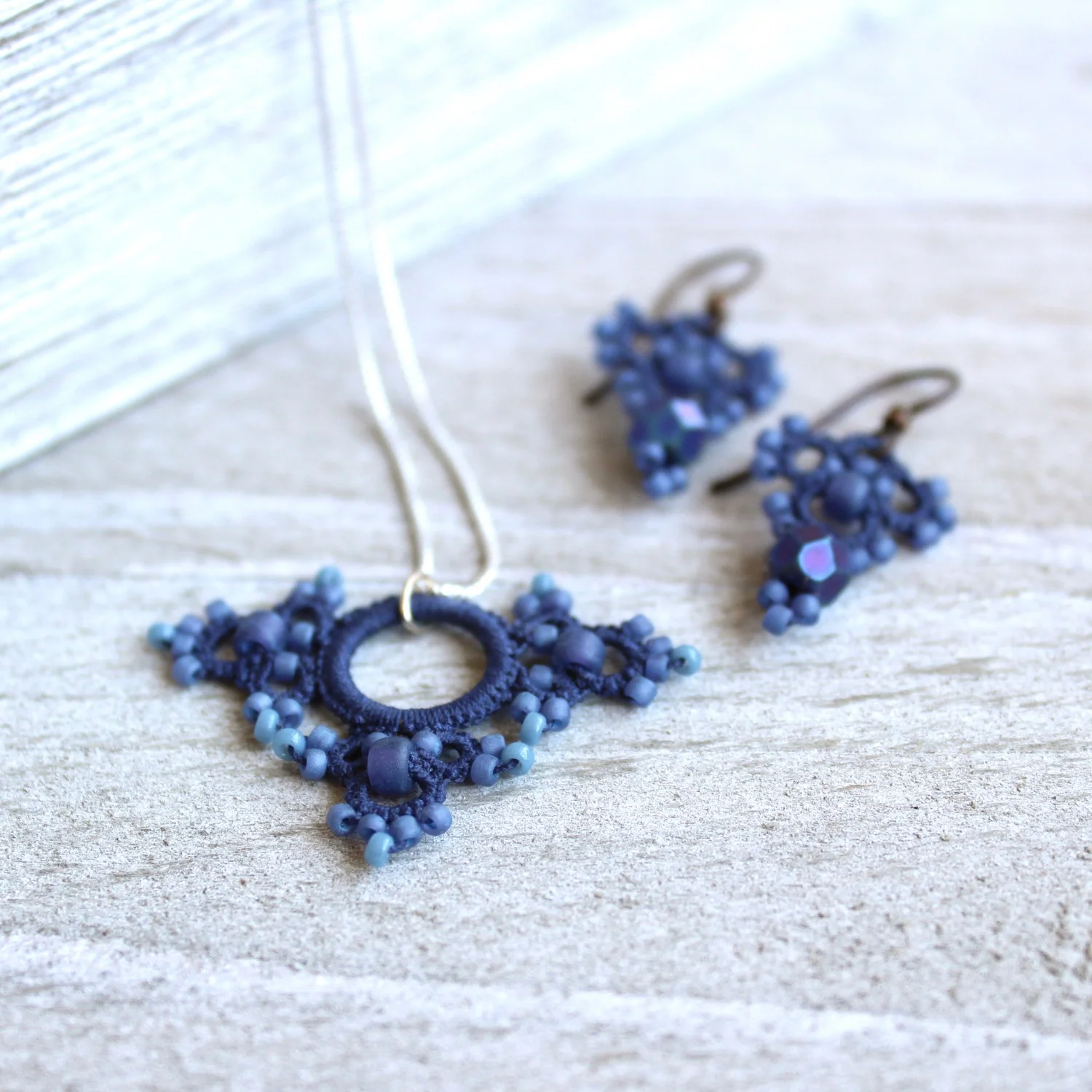 blueberry_necklace_set_drop.jpg
