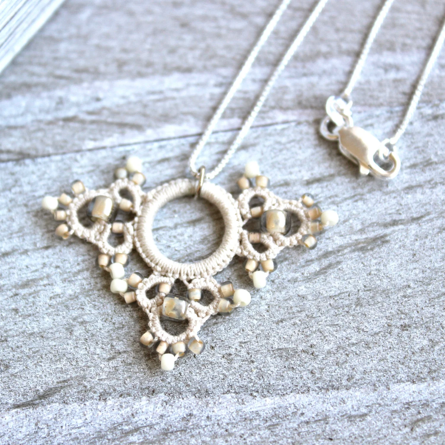 ivory_necklace_plain_clasp.jpg