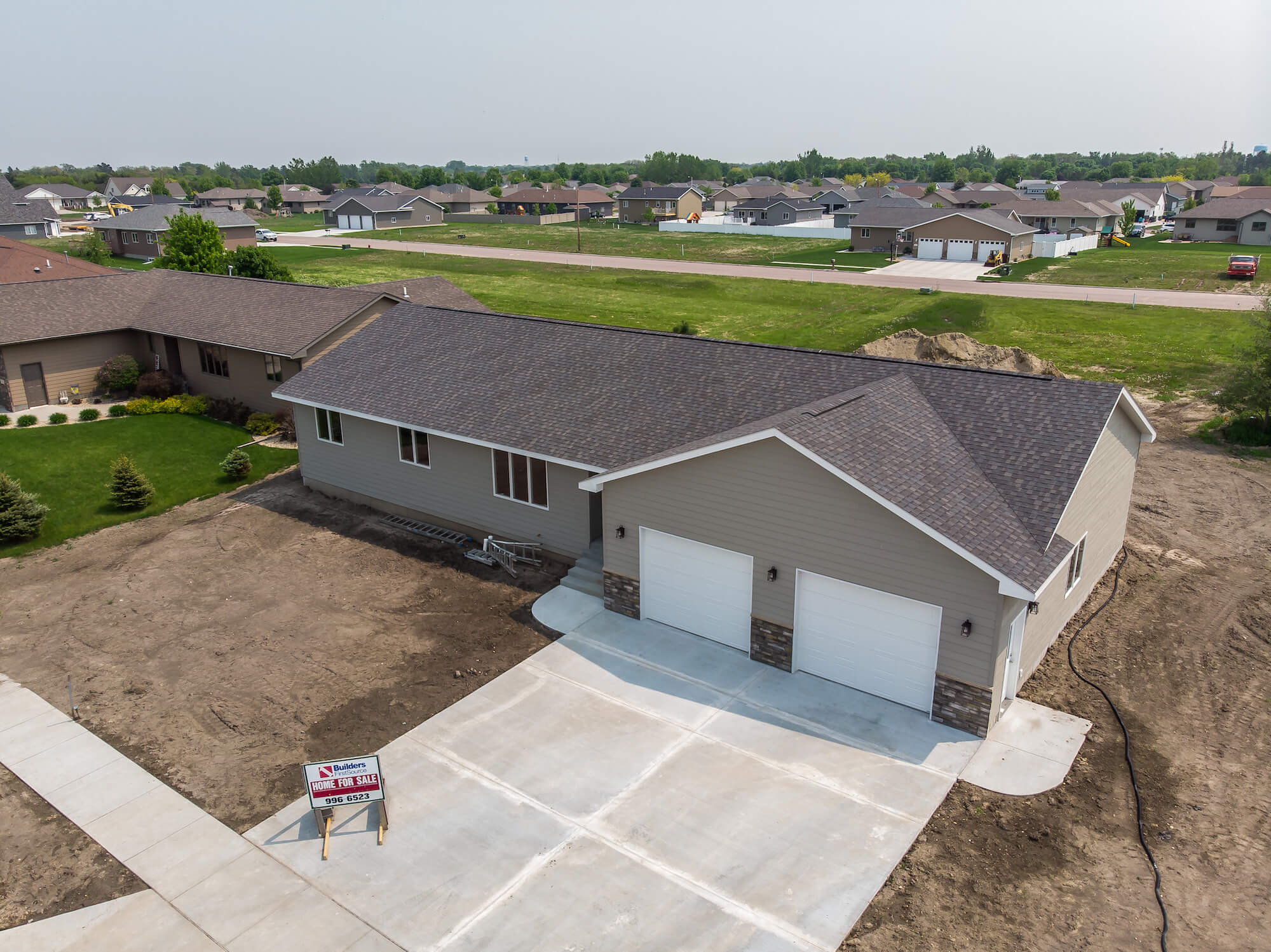 2019-5-30 Mitchell Spec Home Kemper Avenue Compressed 13.jpg