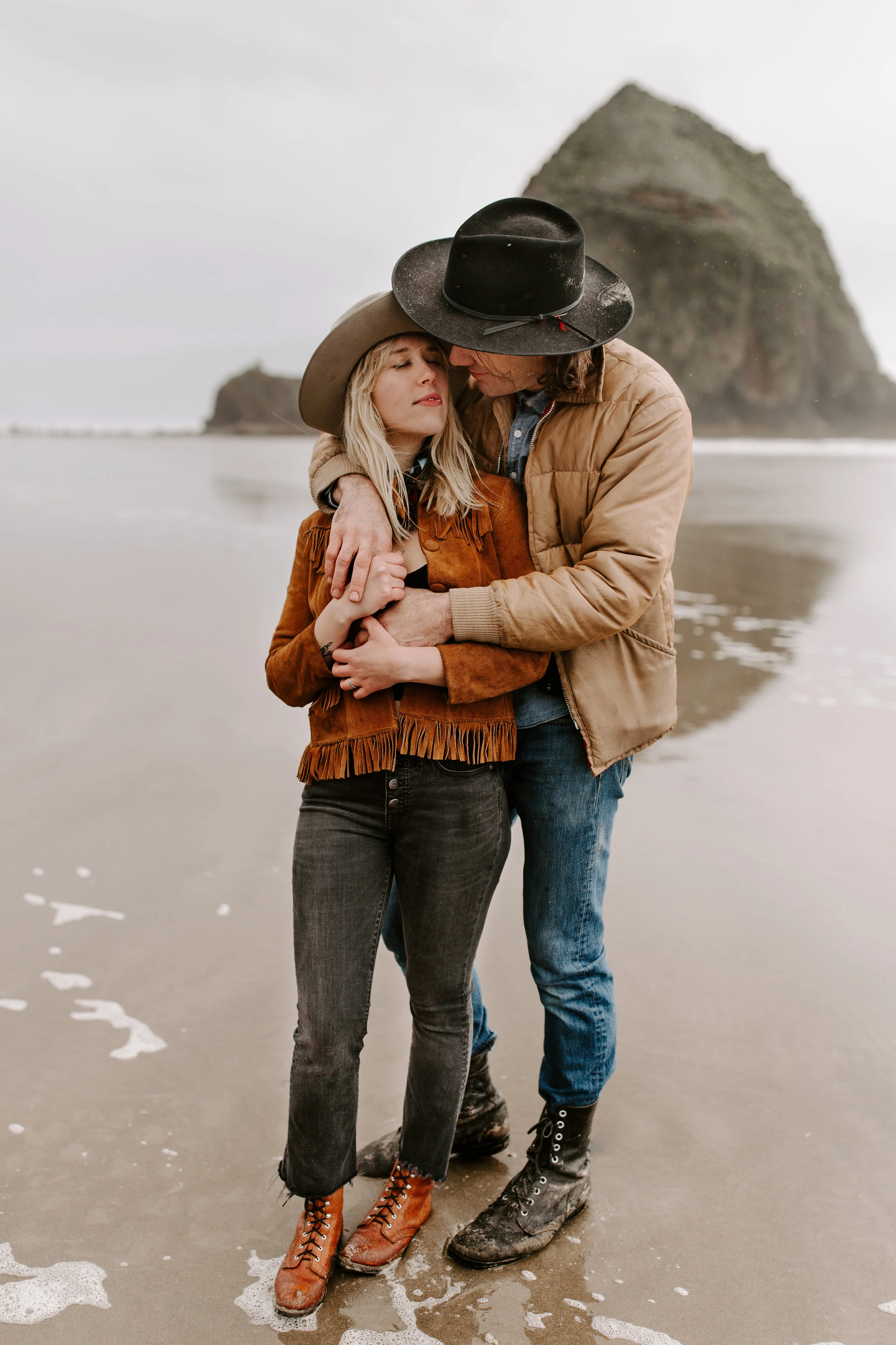 JAMES + CHARLOTTE-5330.jpg