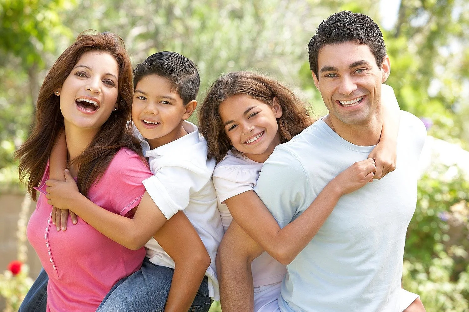 Hispanic+Family.jpg