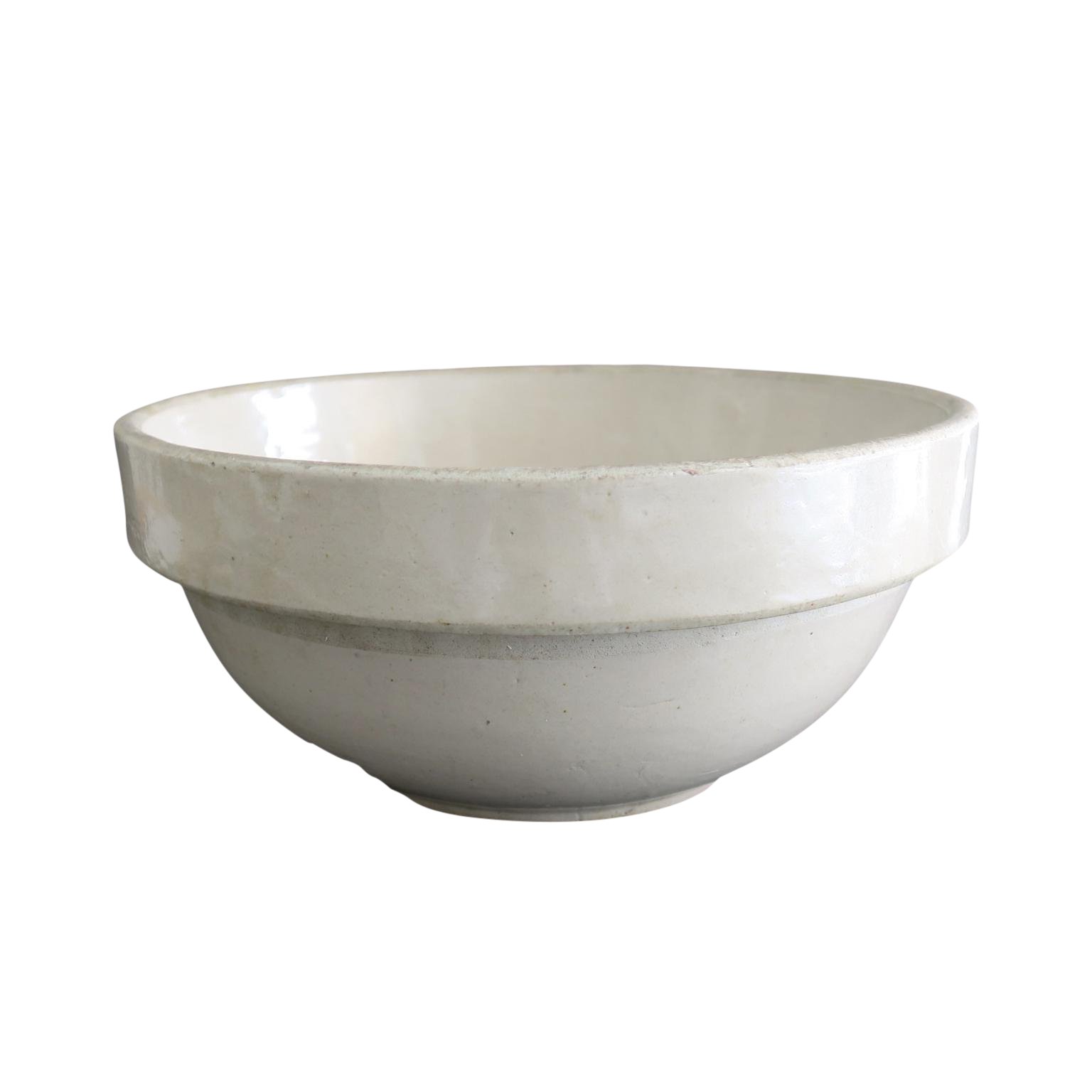 antique-red-wing-white-stoneware-earthenware-farmhouse-round-bowl-9627.jpeg