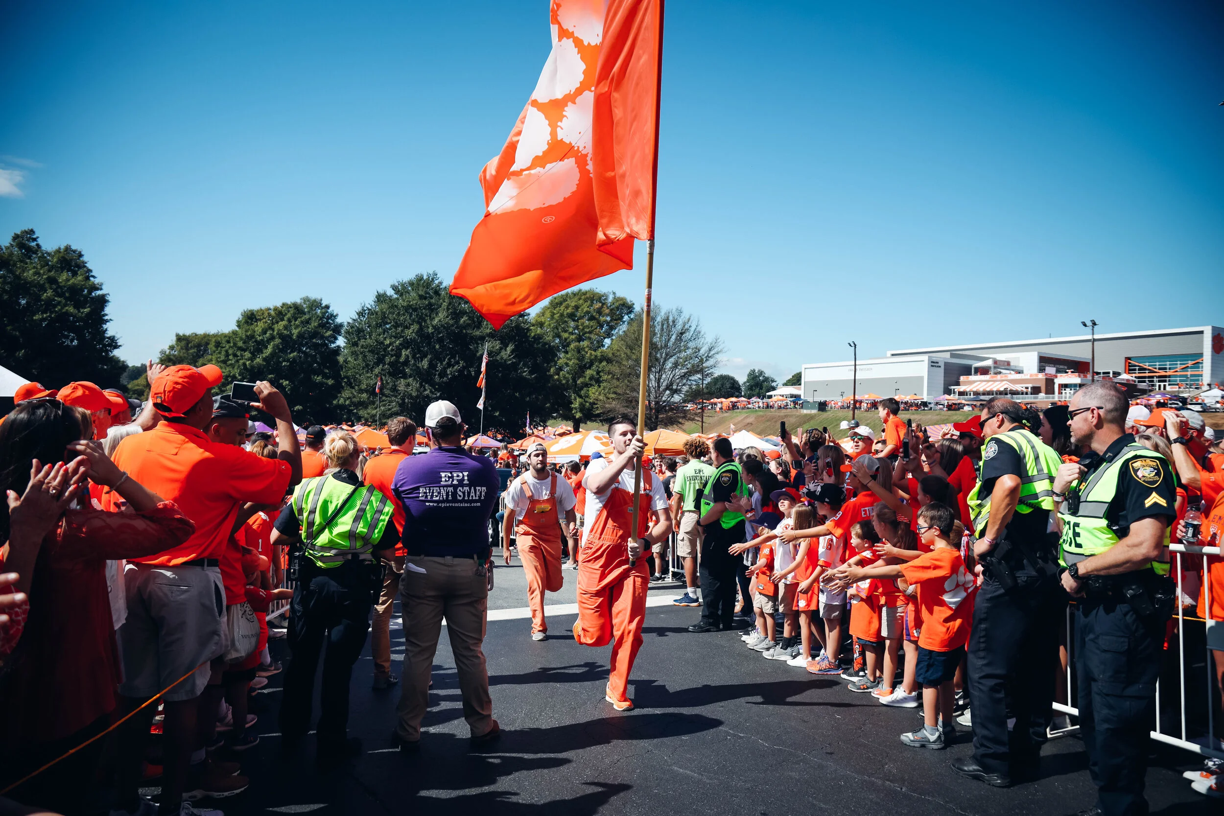 Tigerwalk3.MA.jpg