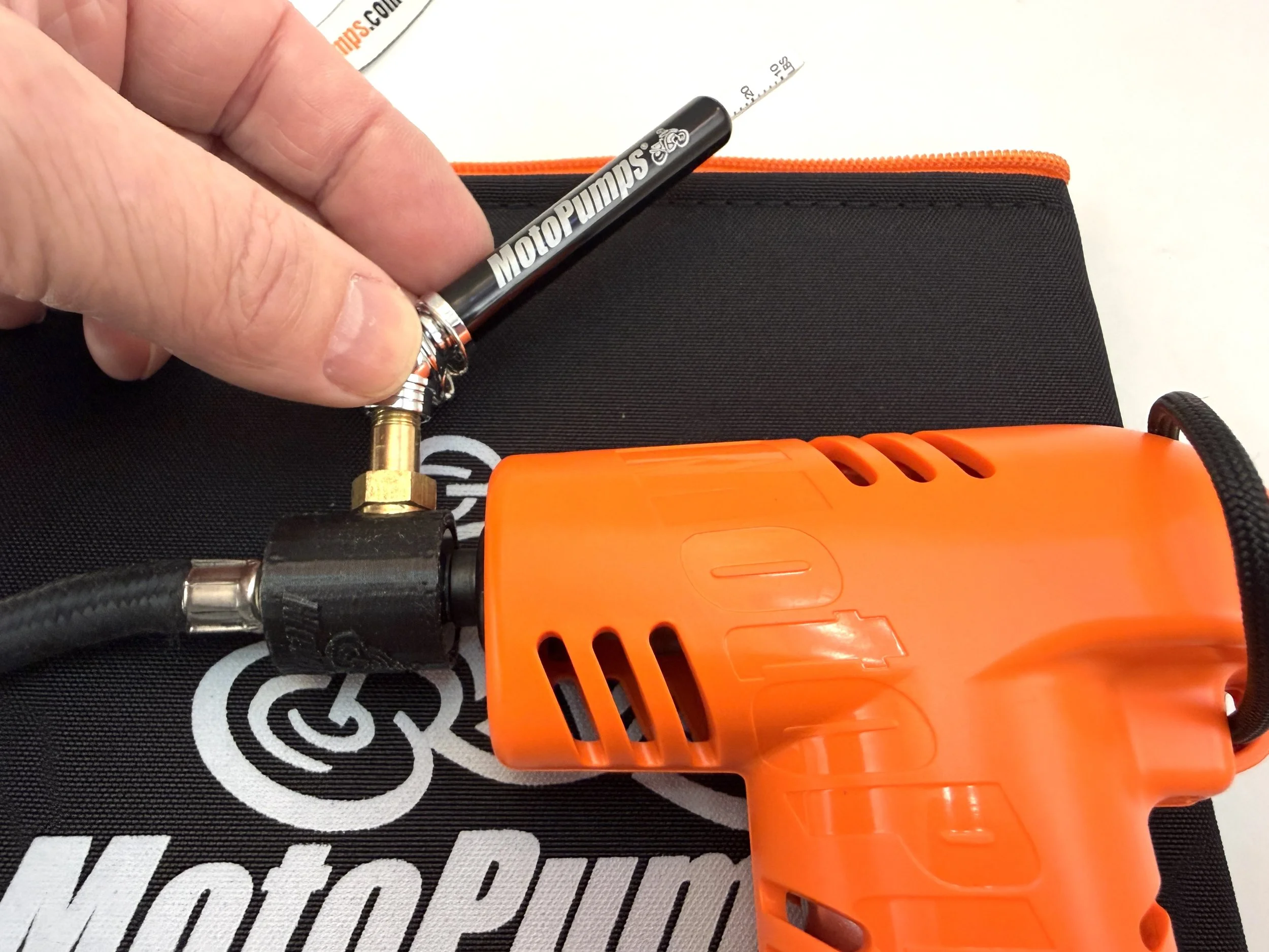 Air Check-R   Optional Extra that allows you to check your inflation pressure in real time.