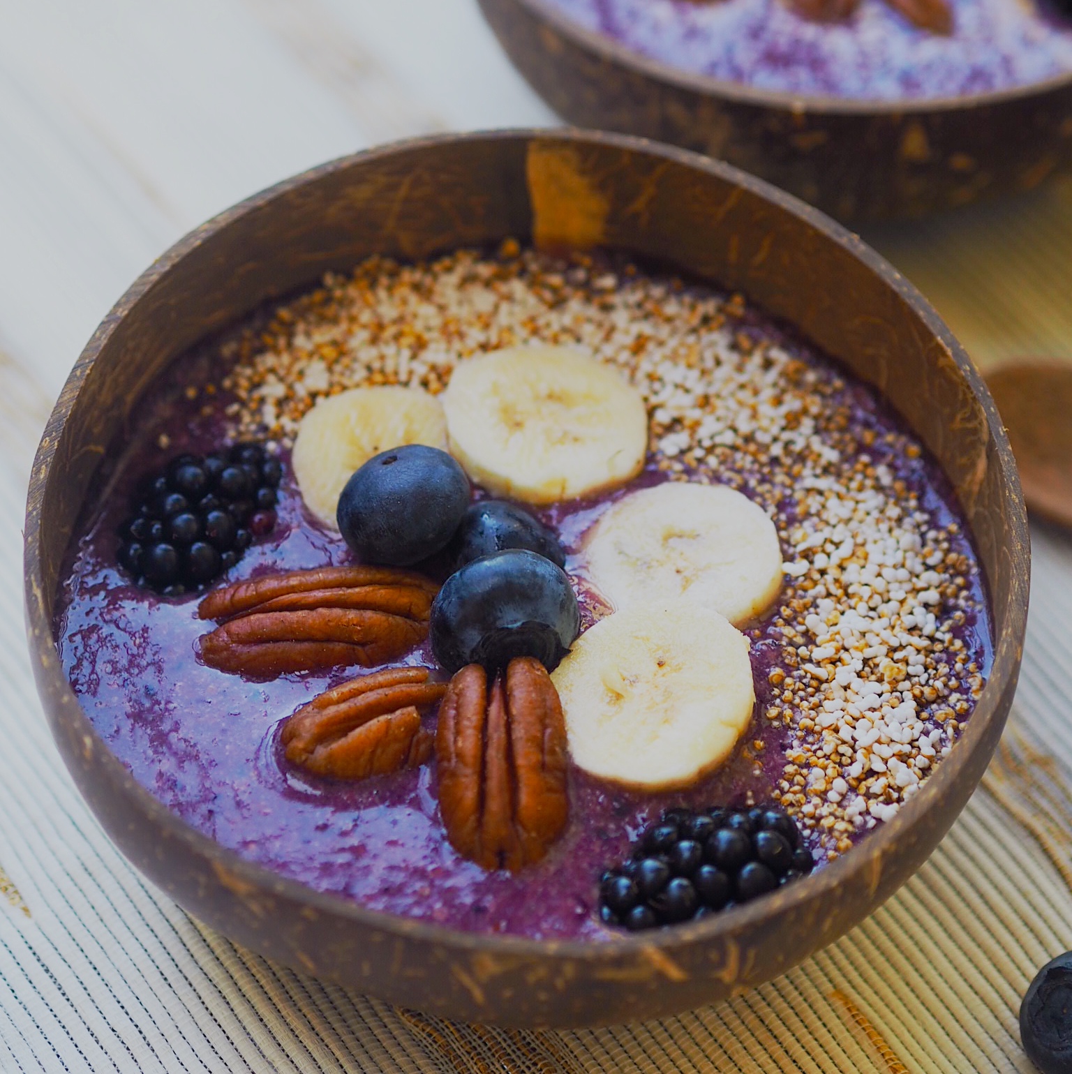 Blackberry amaranth smoothie bowl