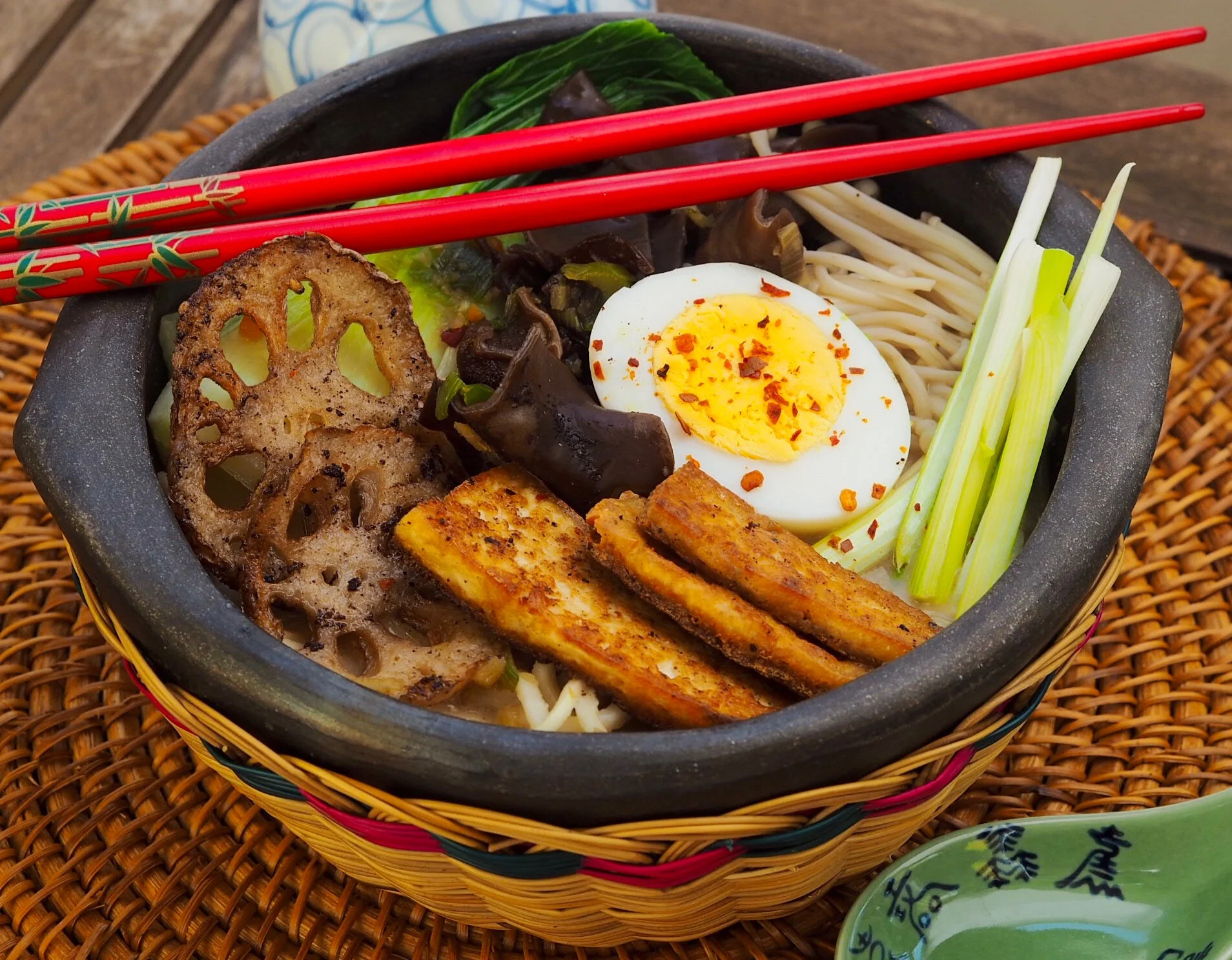 Black fungus ramen