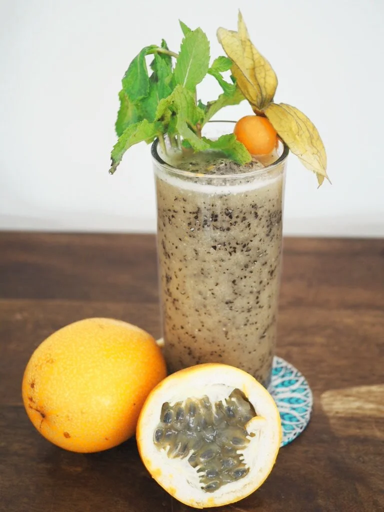 Sweet granadilla &amp; Passion fruit slushy