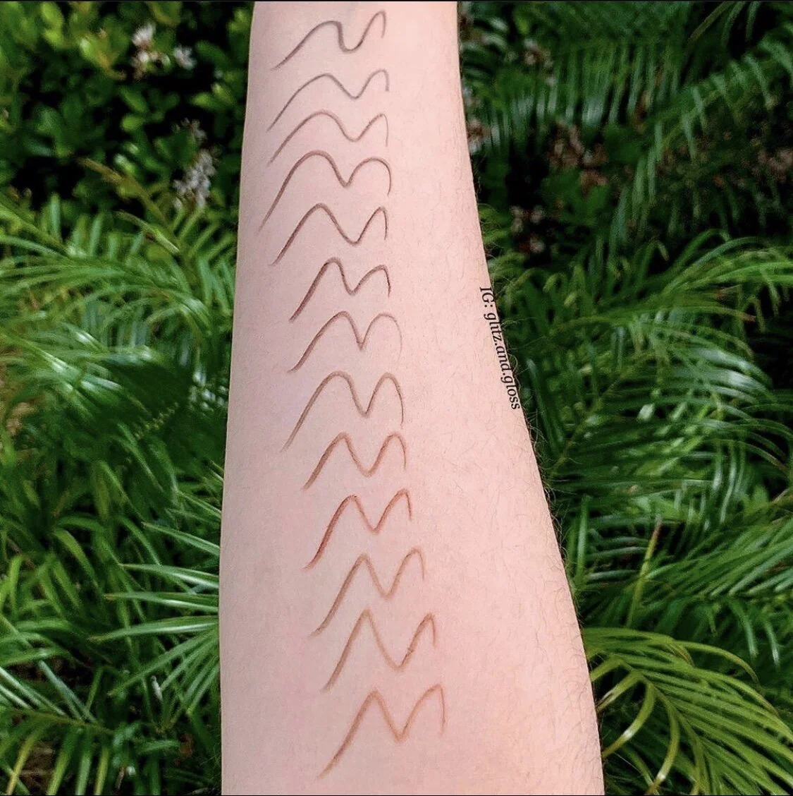 EF095A3C-0EDA-4950-8F81-494BA53C6222