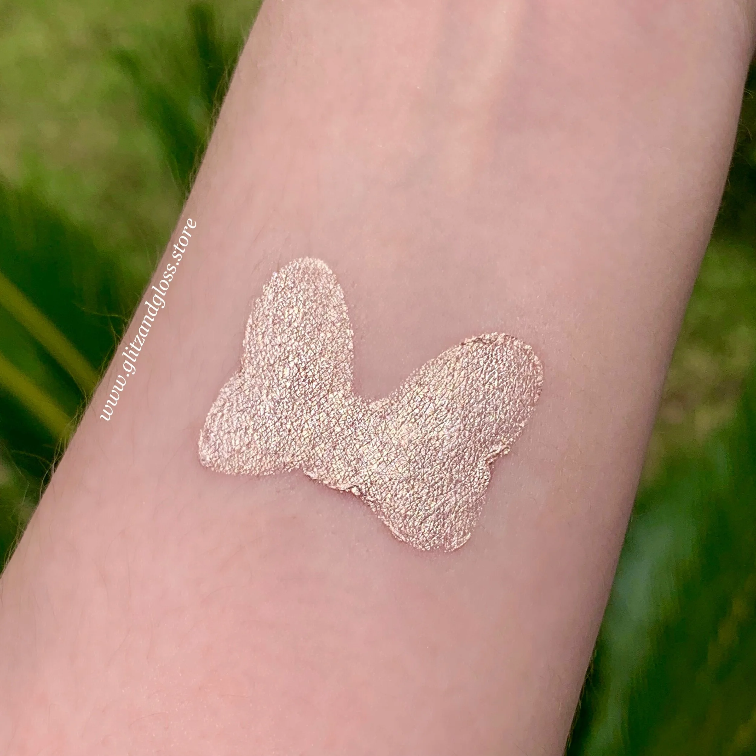 5C8AD5C4-5EEC-4876-A766-496193EE328B