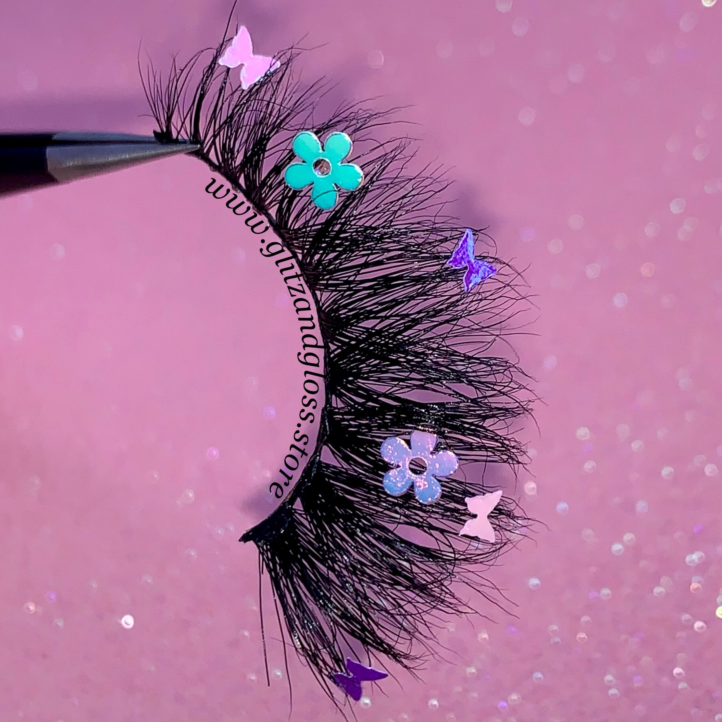 Cinnamon Eyes - Butterfly Lashes