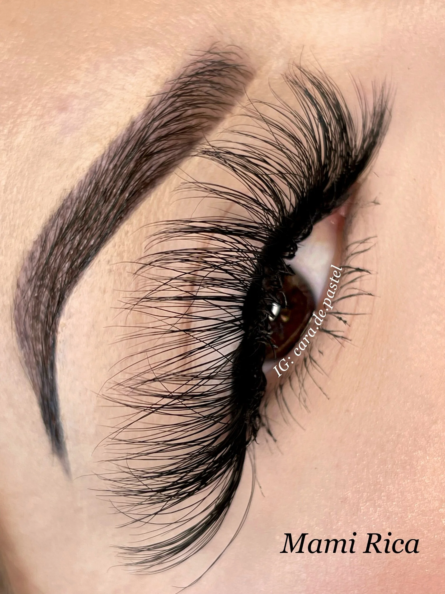 6494C696-5328-44EF-A45B-D8E5DBAF39B3