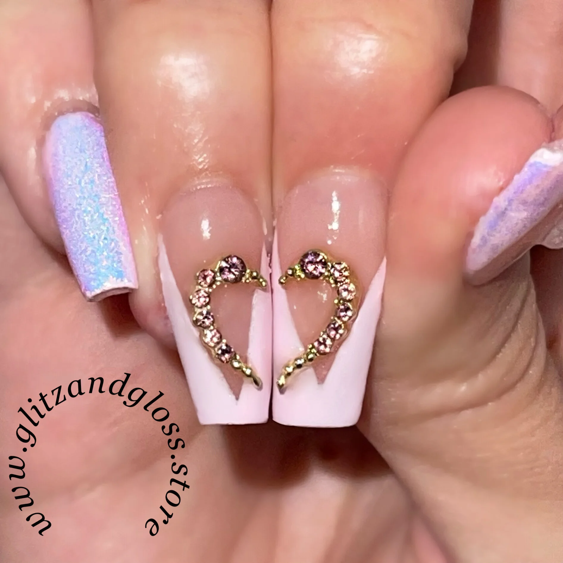 B9EB14B0-AE24-49E8-9D81-4D4C730F8B3D