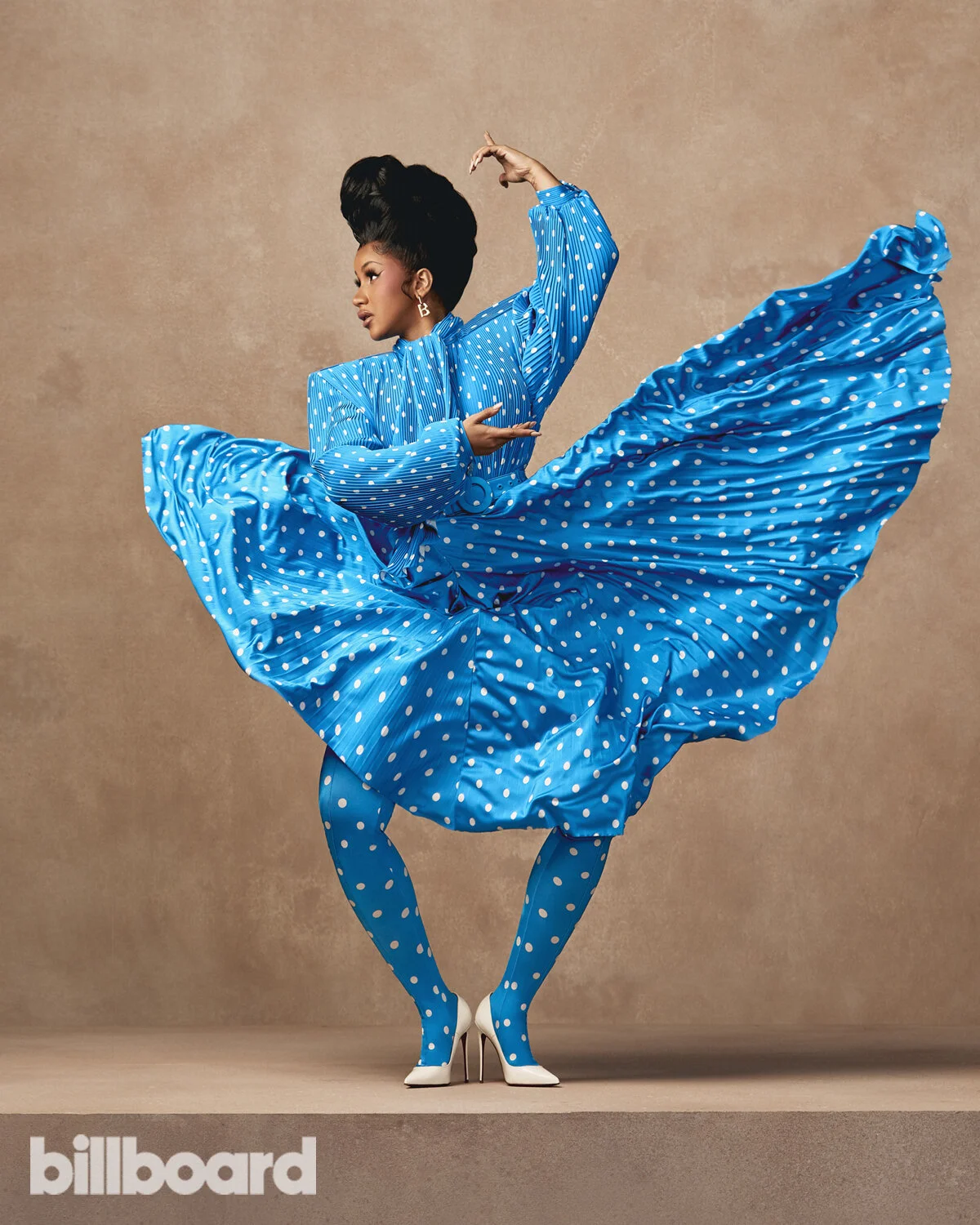 feature-women-in-music-cardi-b-01-ab-dm.jpg