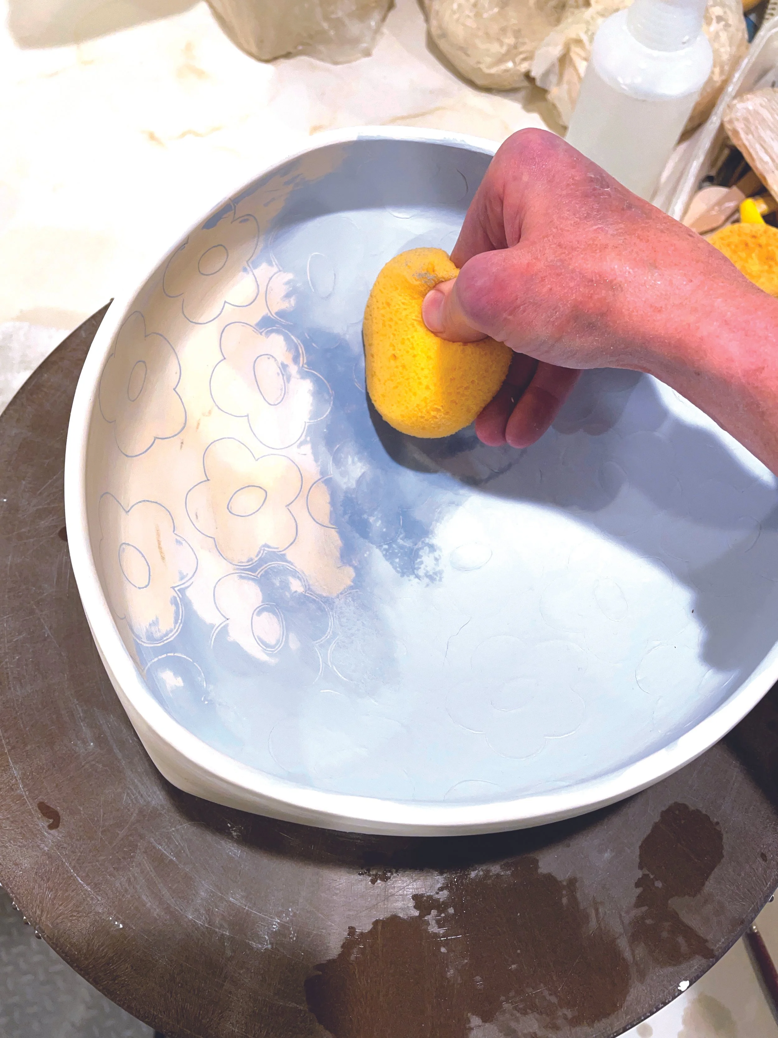 (19-2) This step leaves clean lines of your design.jpg