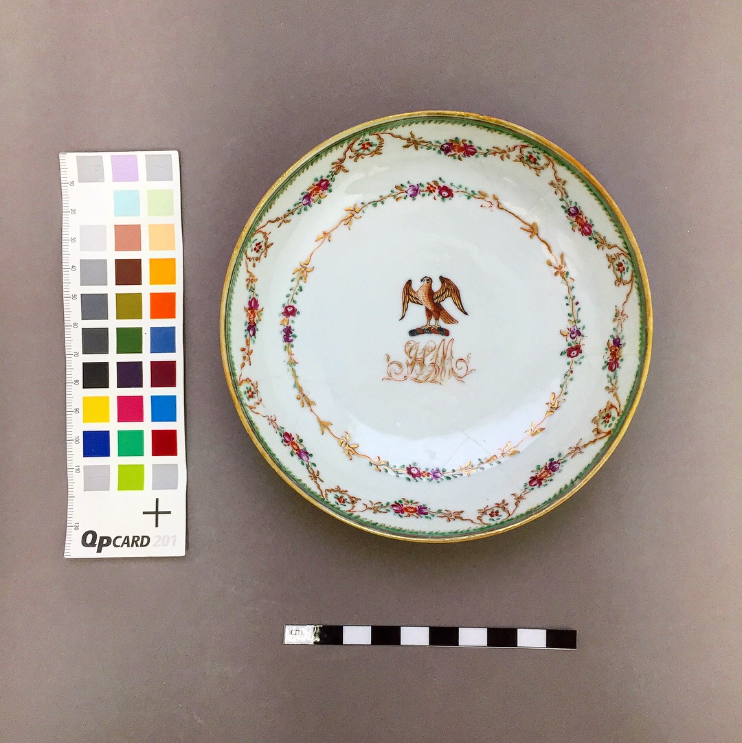  The object after decoration was reapplied and treatment was completed.  