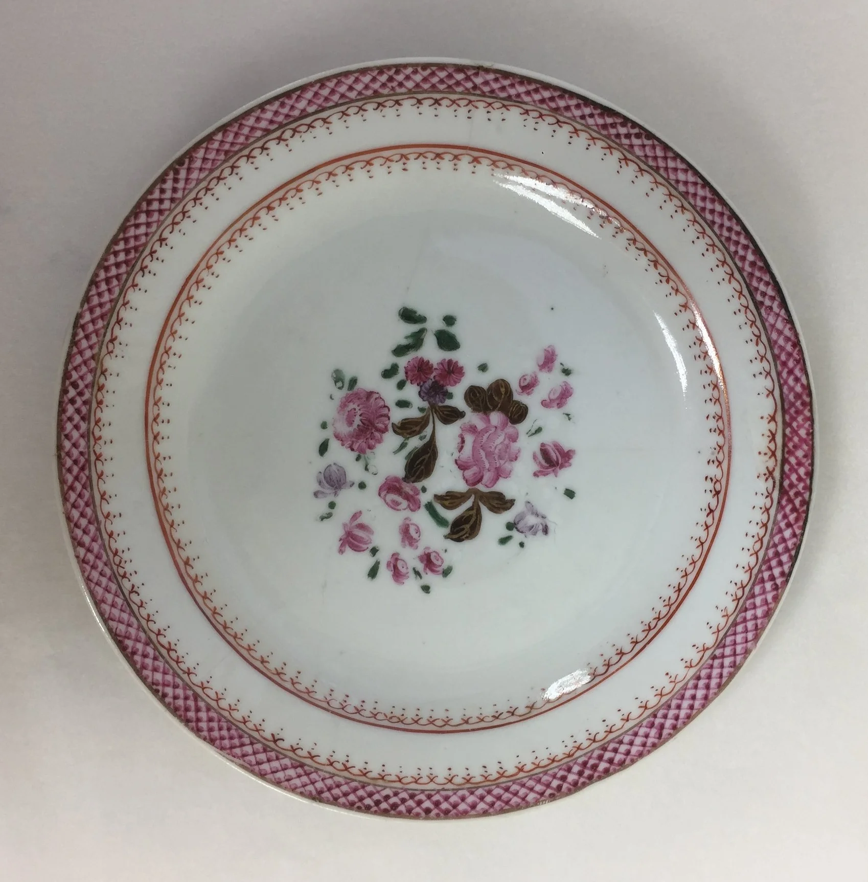  The object after decoration was reapplied and treatment was completed.    