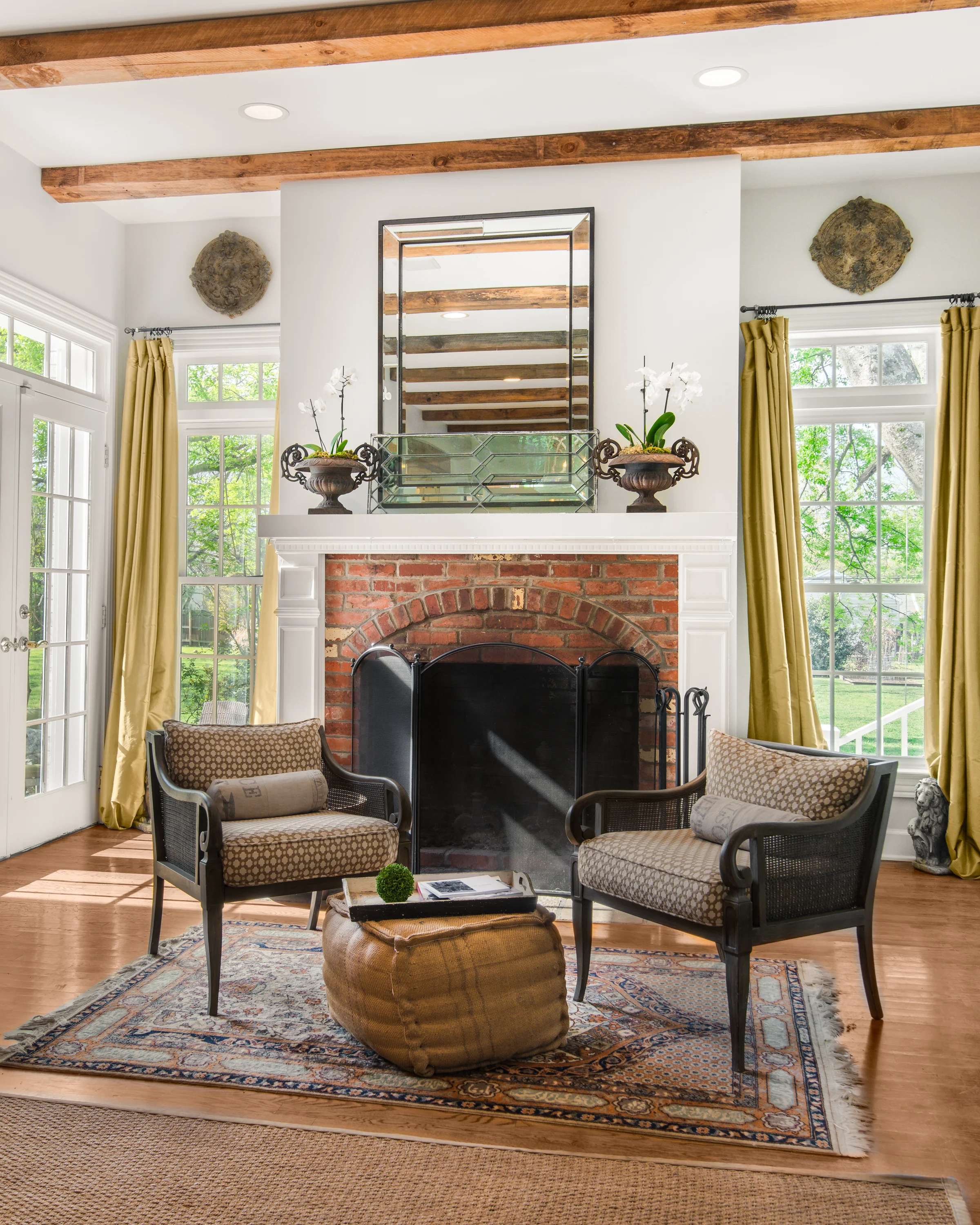Commercial interiors photographer.jpg