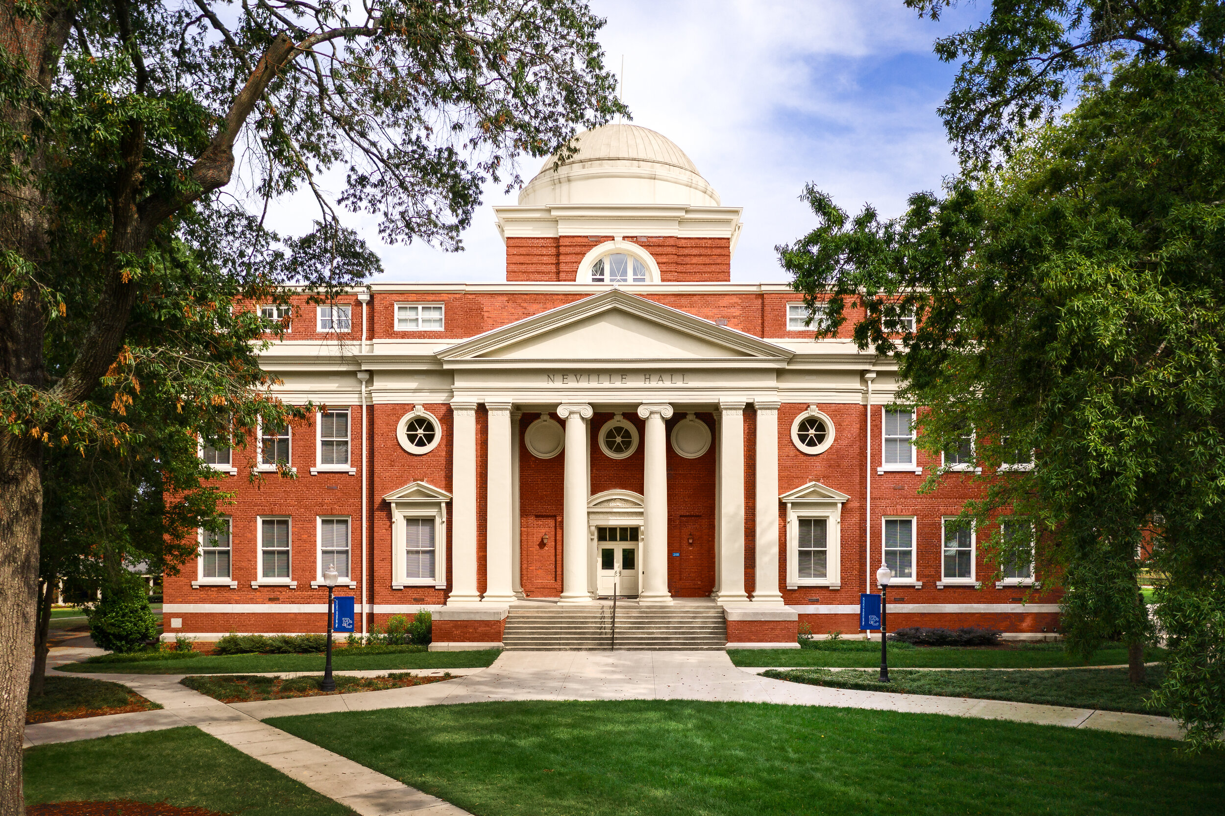 Aerial architecture photographer Presbyterian College Neville Hall.jpg