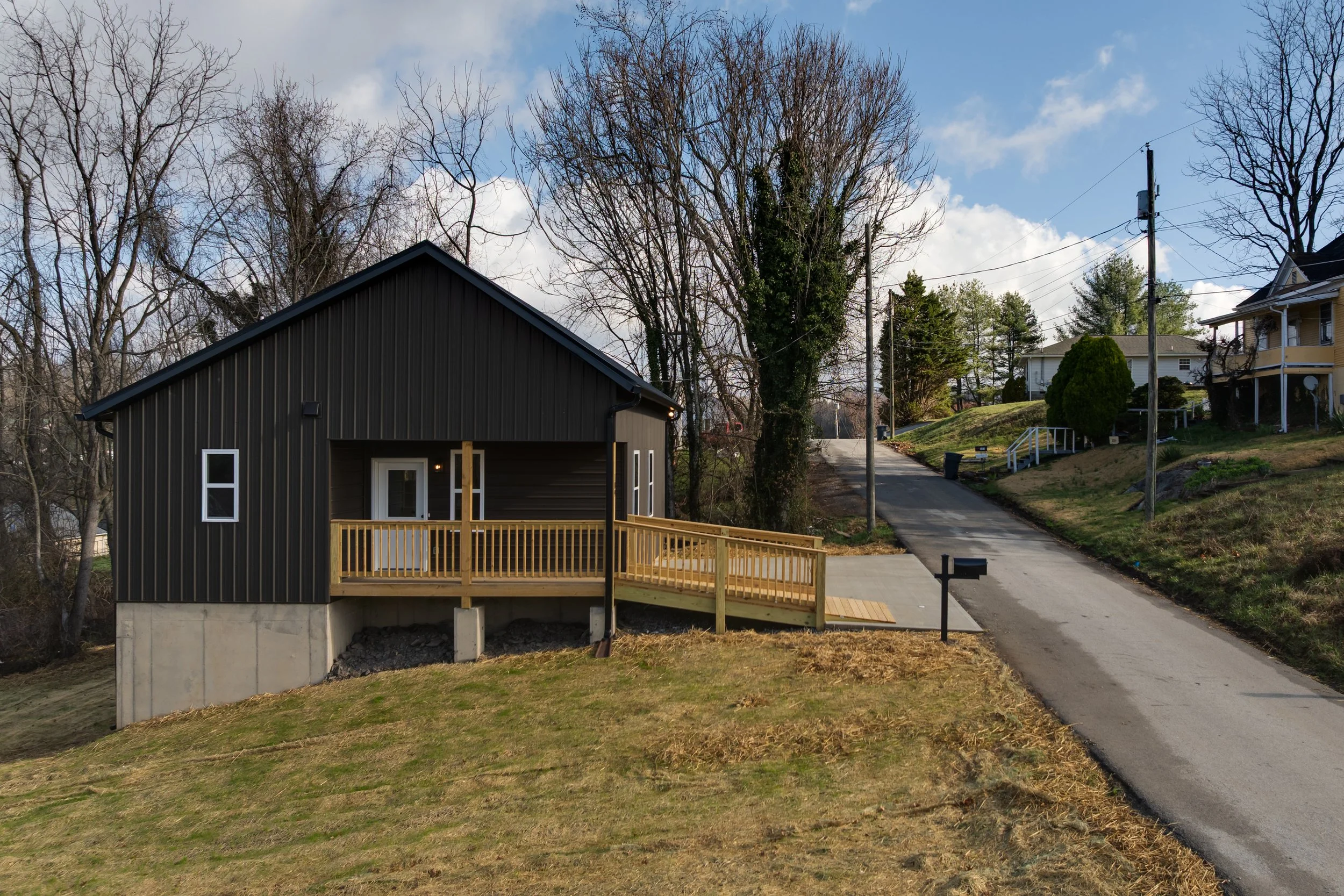 Knoxville architectural photographer - Ford Photographs - 109 Lily Bristol - March 09, 2026 - 003.jpg