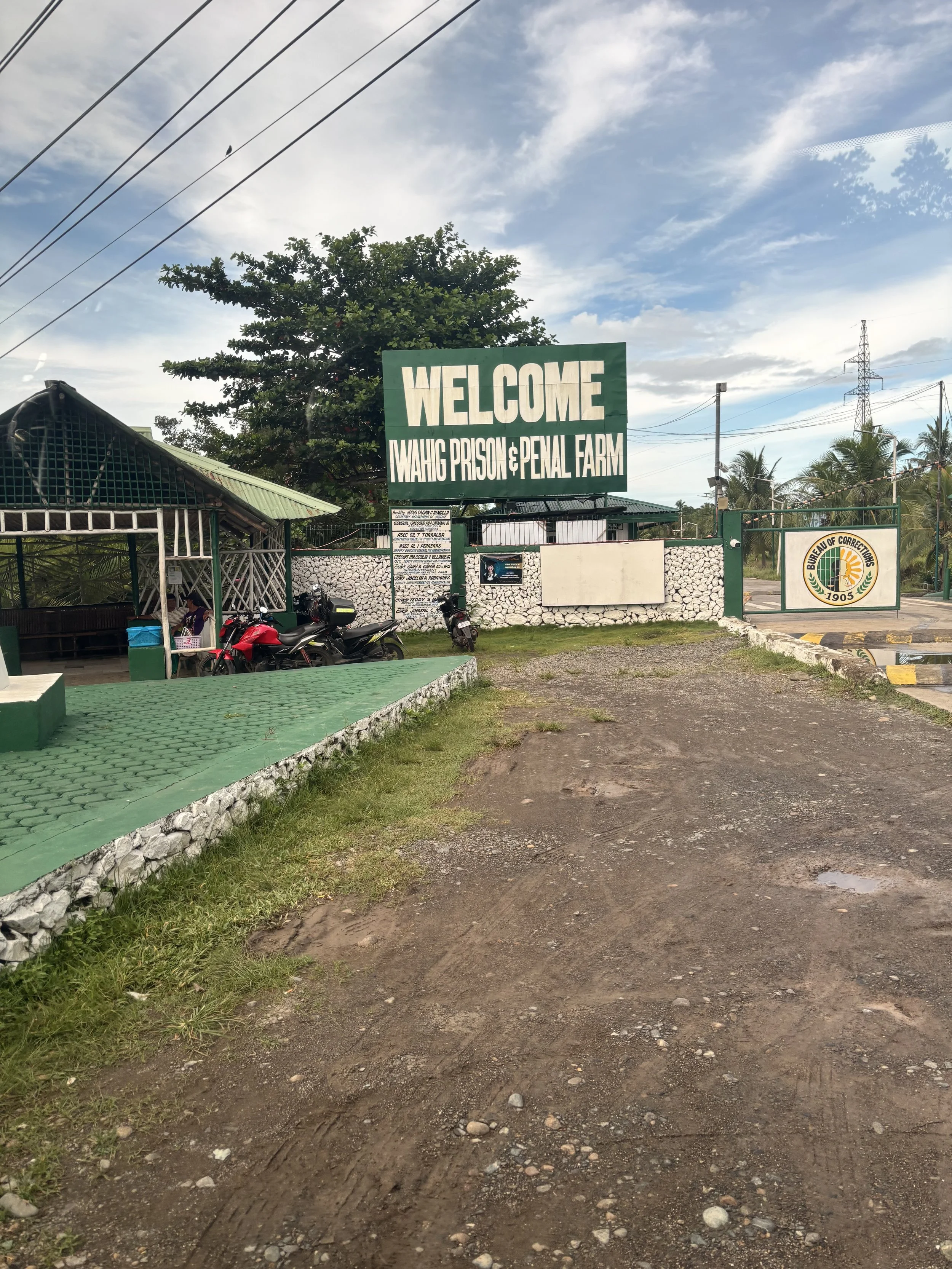 Day 3 - What fences can't do...