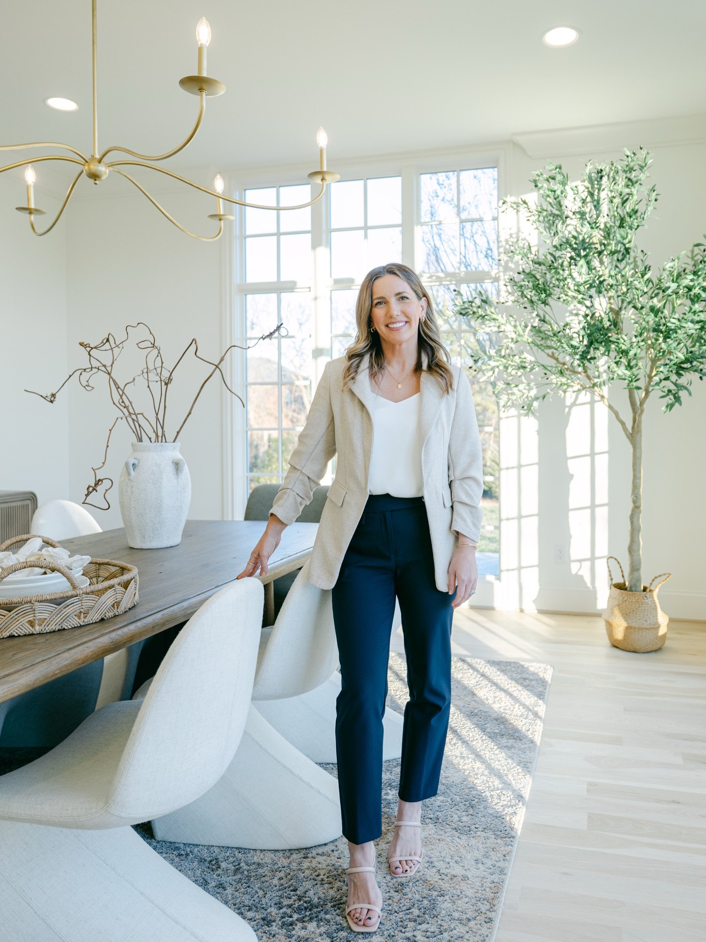 ✨I&rsquo;m so excited to officially share that I&rsquo;m now a Realtor with eXp Realty, serving Middle Tennessee, including Williamson County and the surrounding areas&mdash;Franklin, College Grove, Thompson&rsquo;s Station, Spring Hill, and Columbia