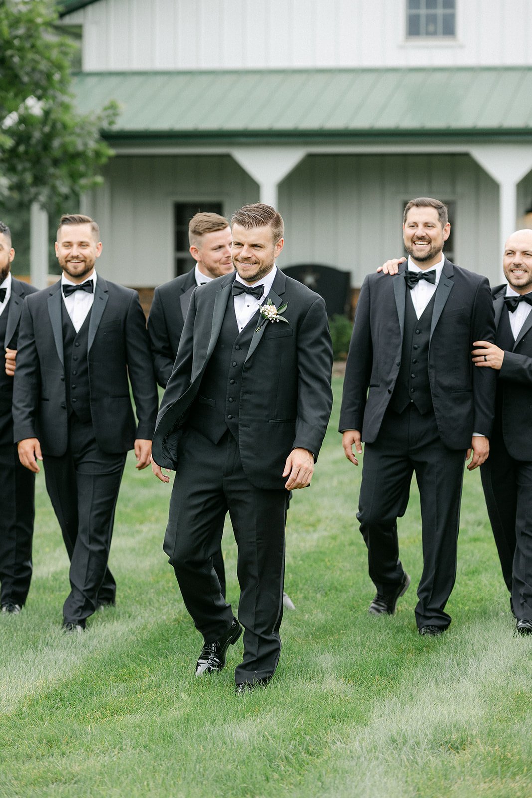 12 GROOM AND GROOMSMEN-30.jpg