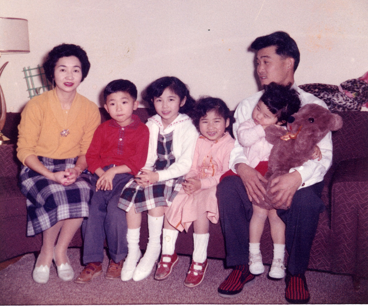 FamilyPhoto_1500x1247_1995-143-1-39.jpg