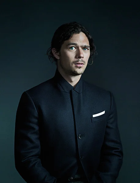 Luke Arnold