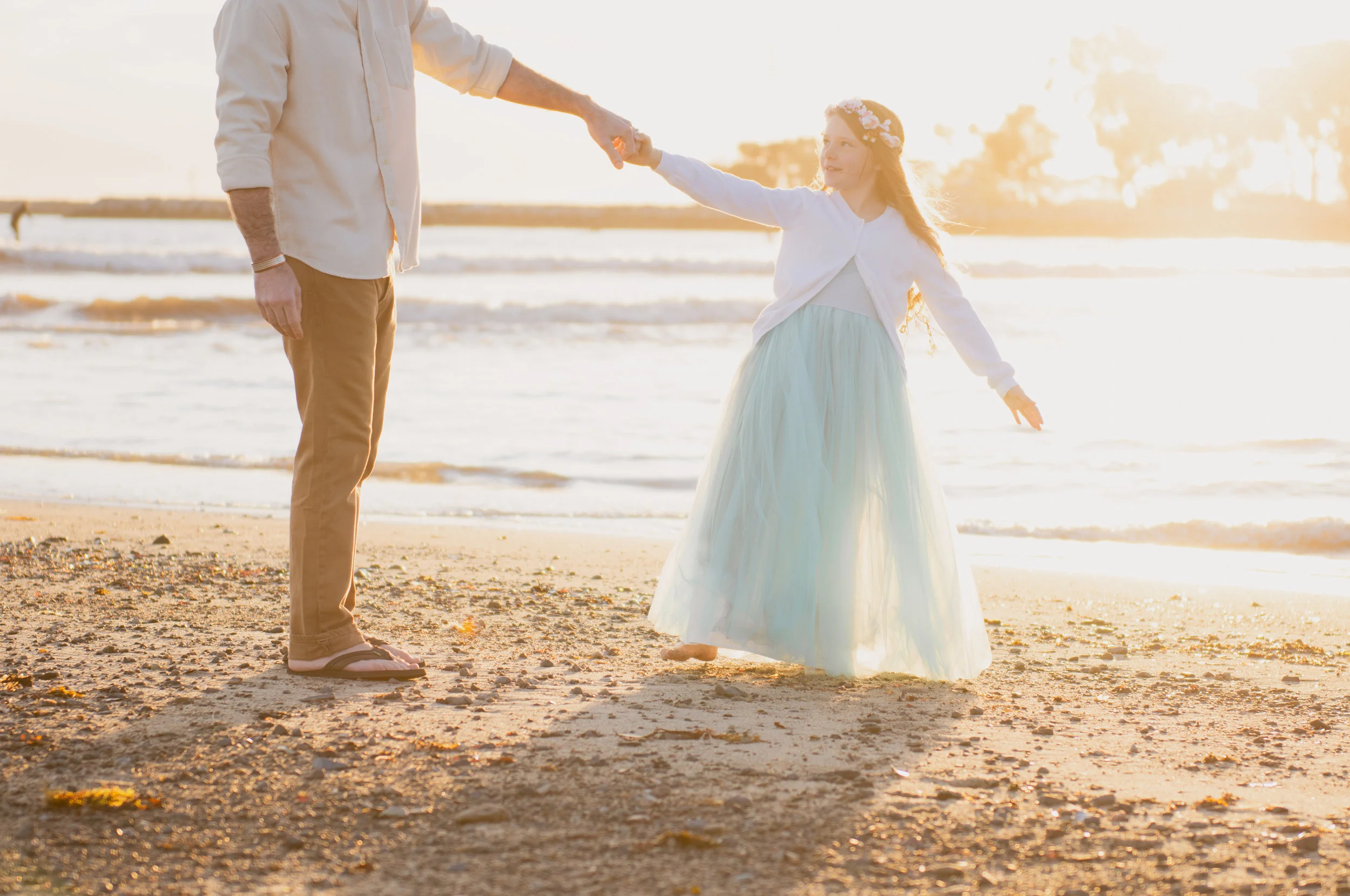 Daddy & daughter dance on the beach