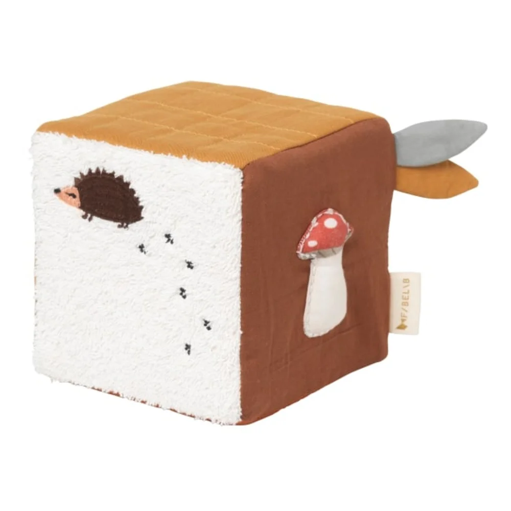 cube-foret-en-coton-bio-idees-cadeaux-0-3-ans-noemiememories.jpeg