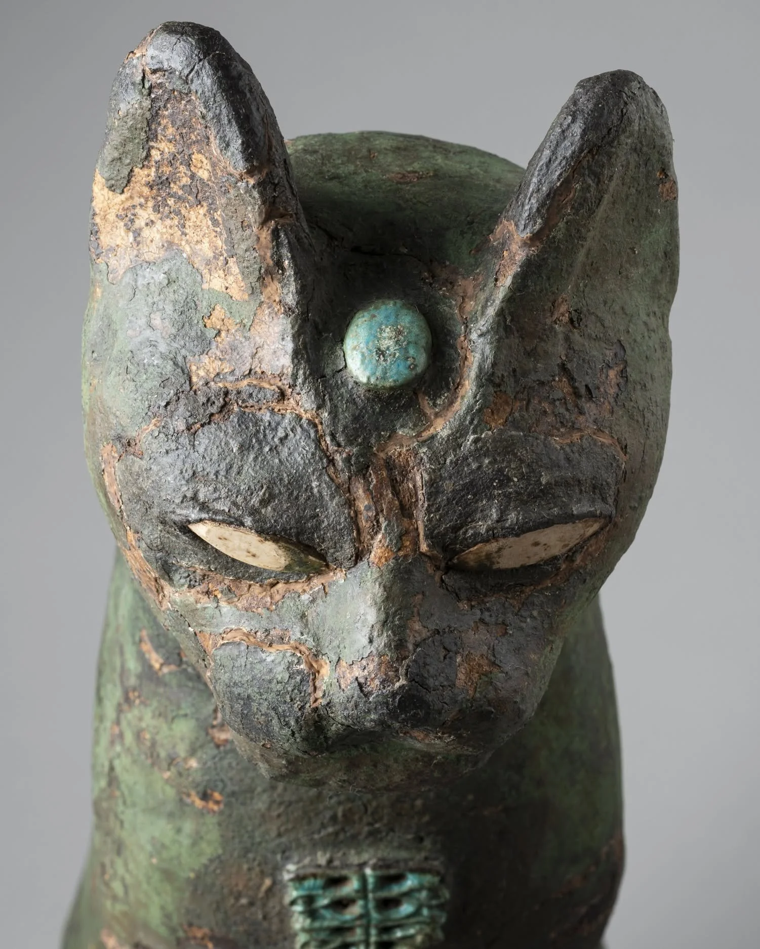 Cat coffin from Egypt (date unknown).
Source: Museo Egizio in Turin.

👁 The Memphis Chronicles - Coming soon to Steam! 👁
Wishlist now, link in bio.

#indiedev #pcgaming #gamingcommunity #gamerLife #catsofinstagram #mummies #egyptology