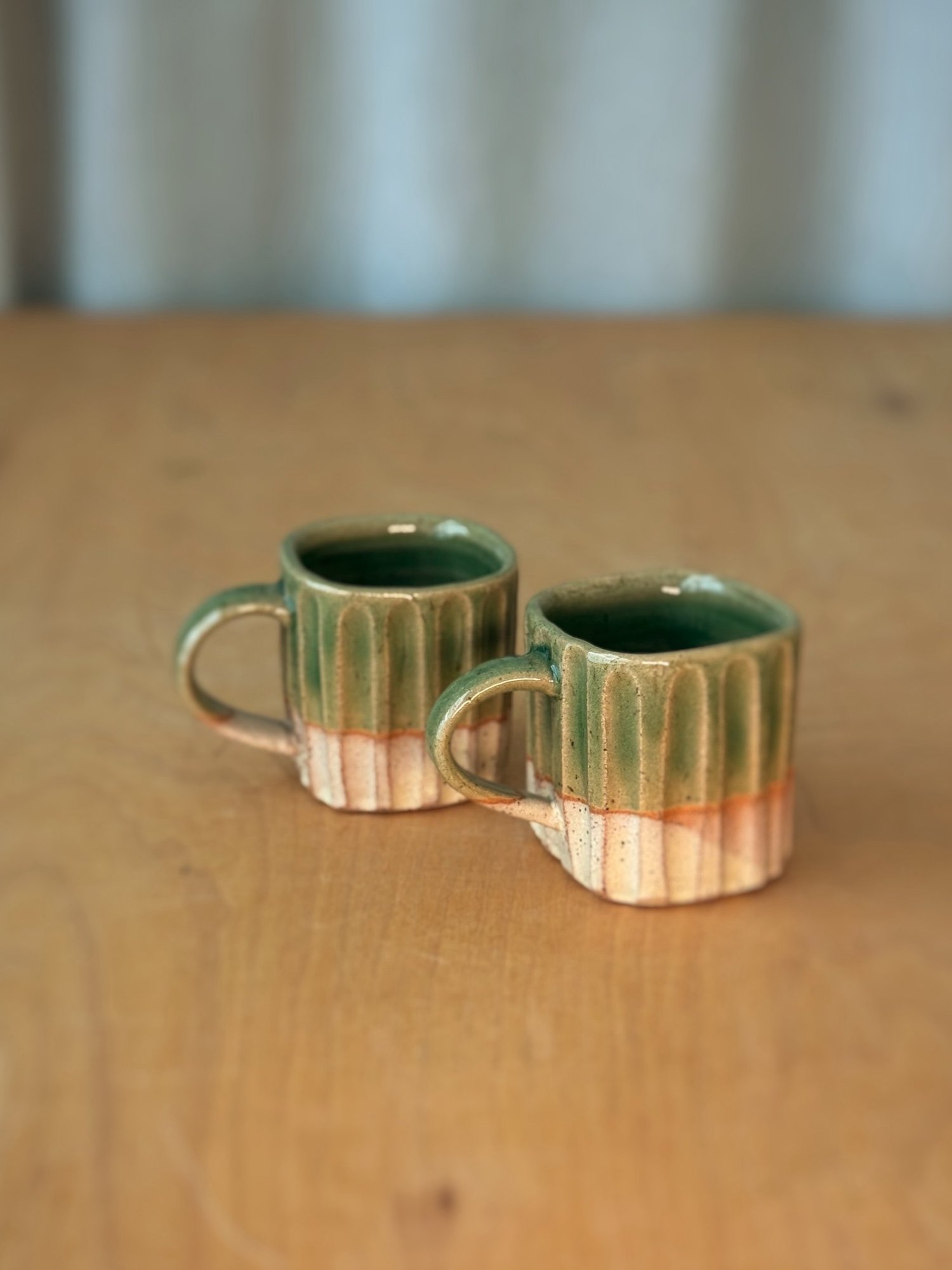Square Cortado Mug - Fluted - Green + Speckled Cream