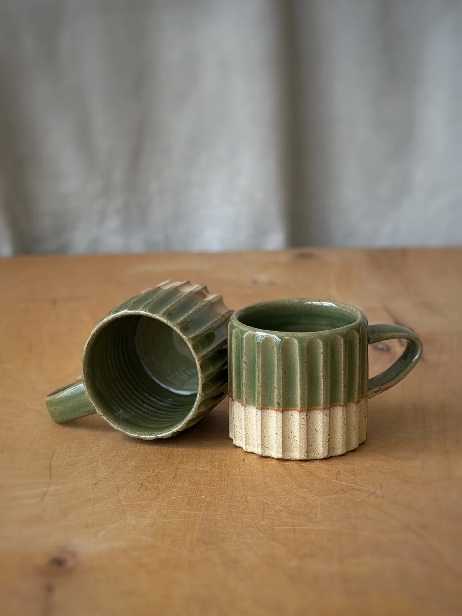Fluted Mug - Brown + Green